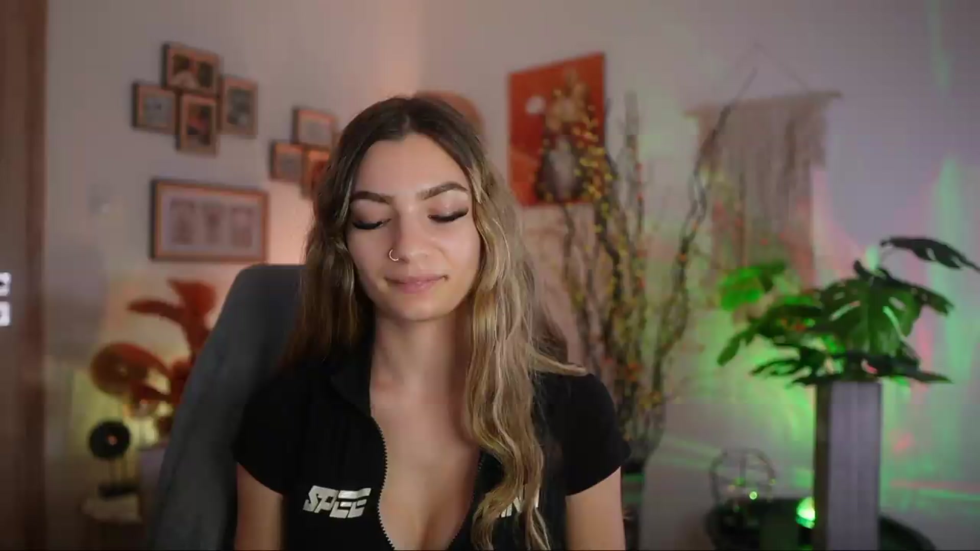 Gallery image thumbnail from Anna_Brie's myfreecams stream on, 09/23/2026, 17:48 image 1 of 20
