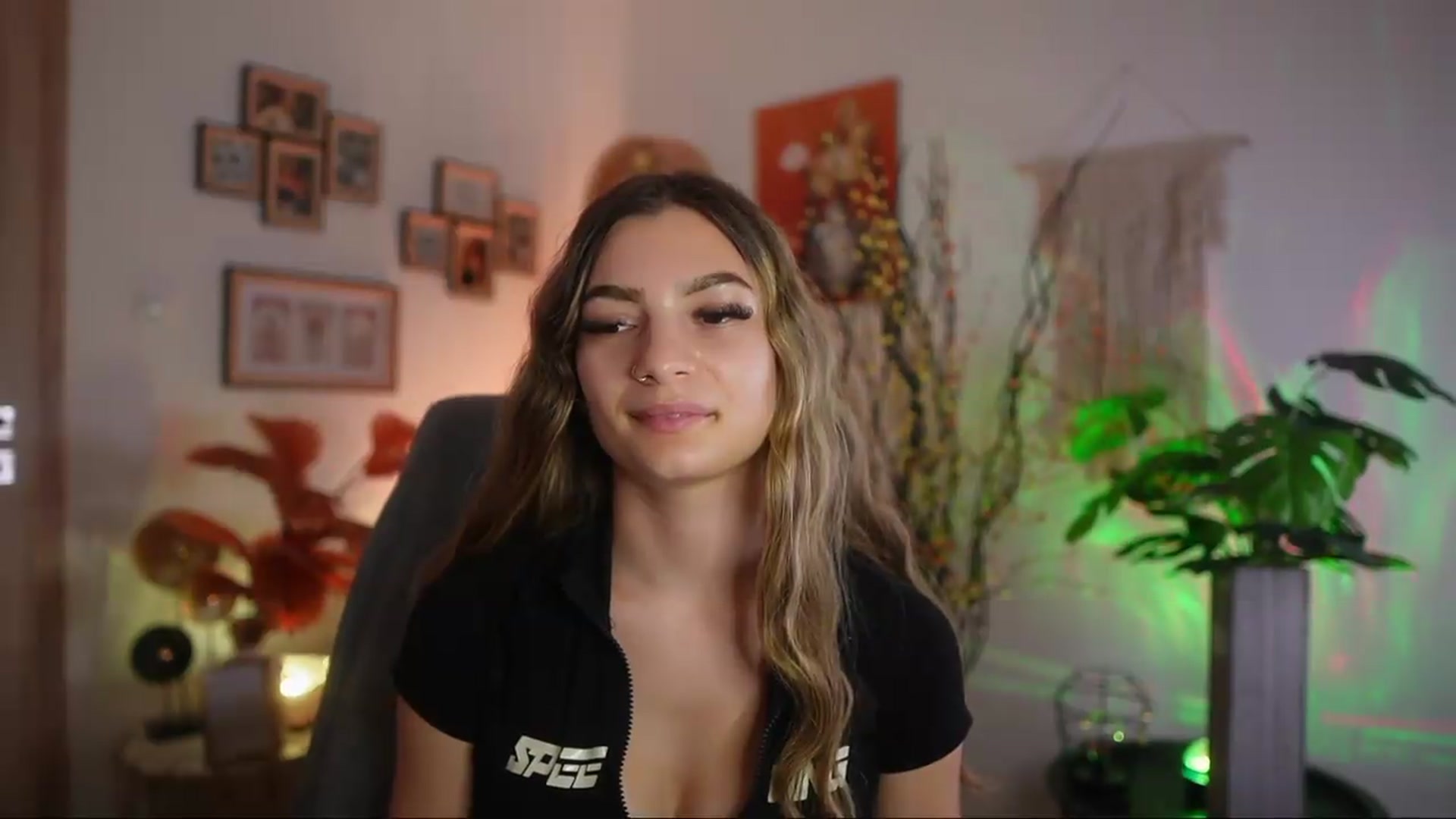 Gallery image thumbnail from Anna_Brie's myfreecams stream on, 09/23/2026, 17:48 image 5 of 20