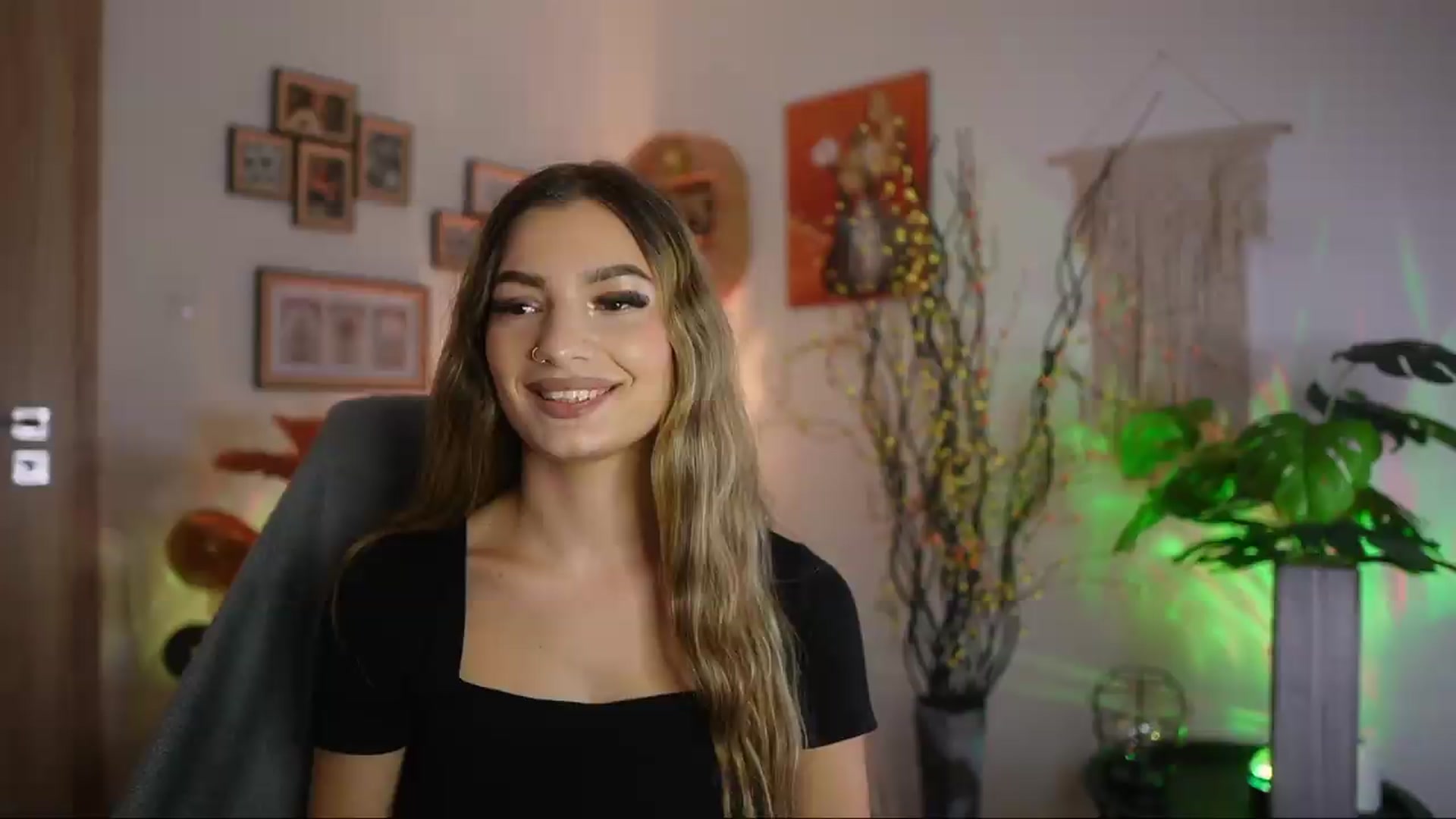 Gallery image thumbnail from Anna_Brie's myfreecams stream on, 09/24/2026, 14:44 image 20 of 20