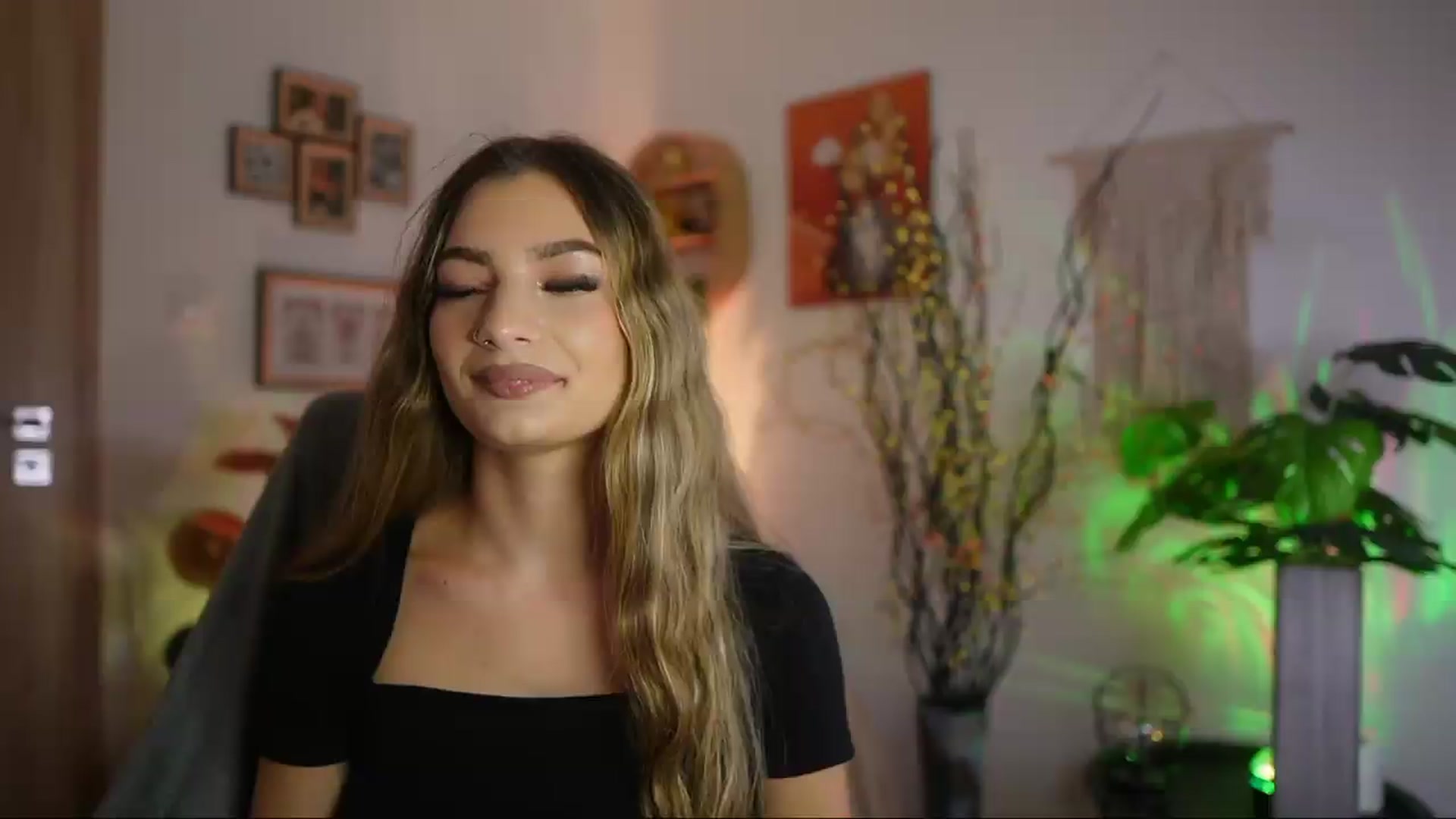Gallery image thumbnail from Anna_Brie's myfreecams stream on, 09/24/2026, 15:49 image 10 of 20
