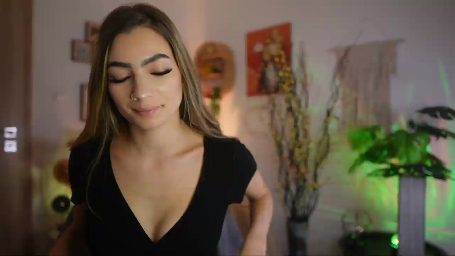 Gallery image thumbnail from Anna_Brie's myfreecams stream on, 09/26/2026, 16:12 image 13 of 20