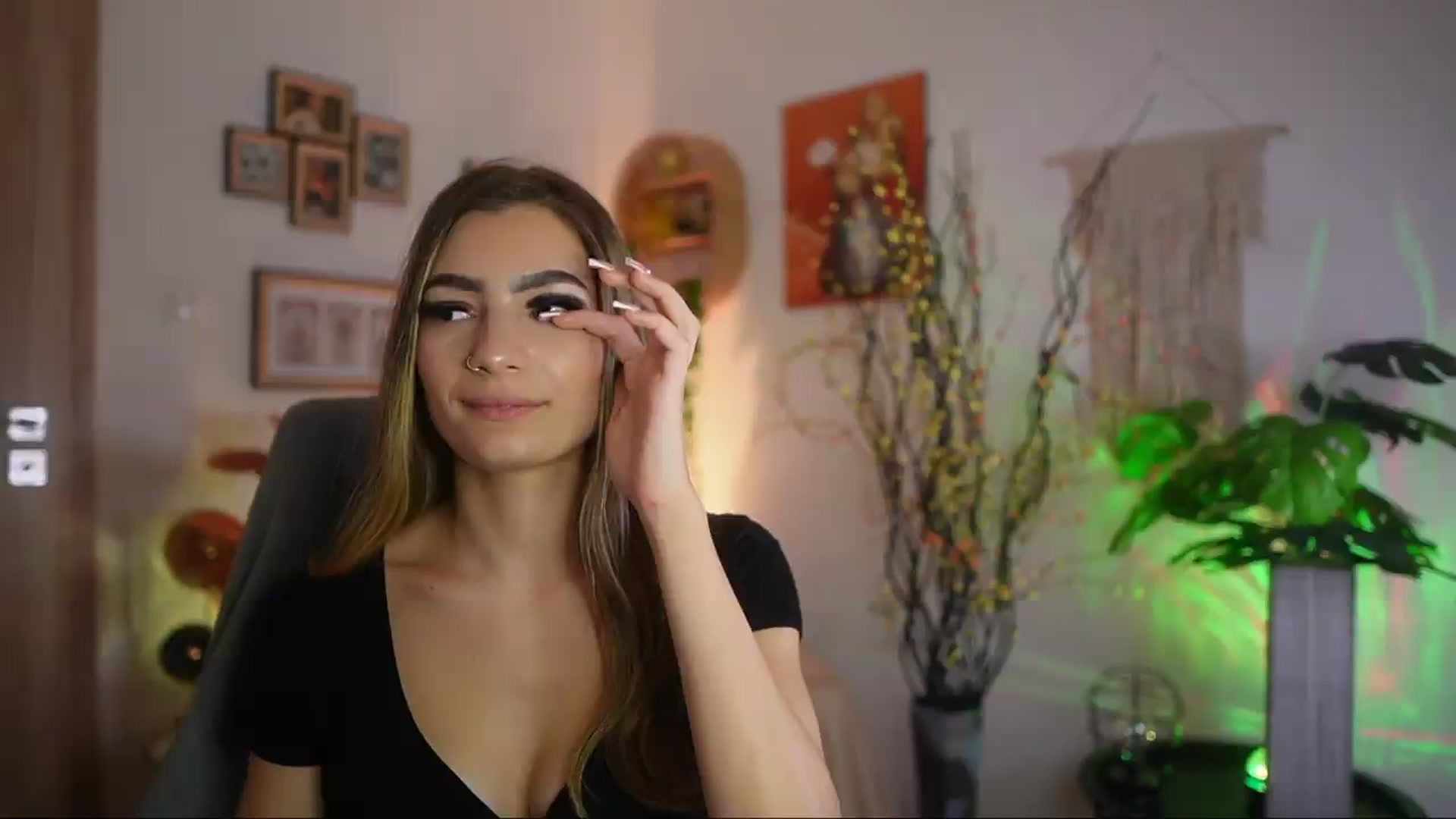 Gallery image thumbnail from Anna_Brie's myfreecams stream on, 09/26/2026, 17:47 image 5 of 20