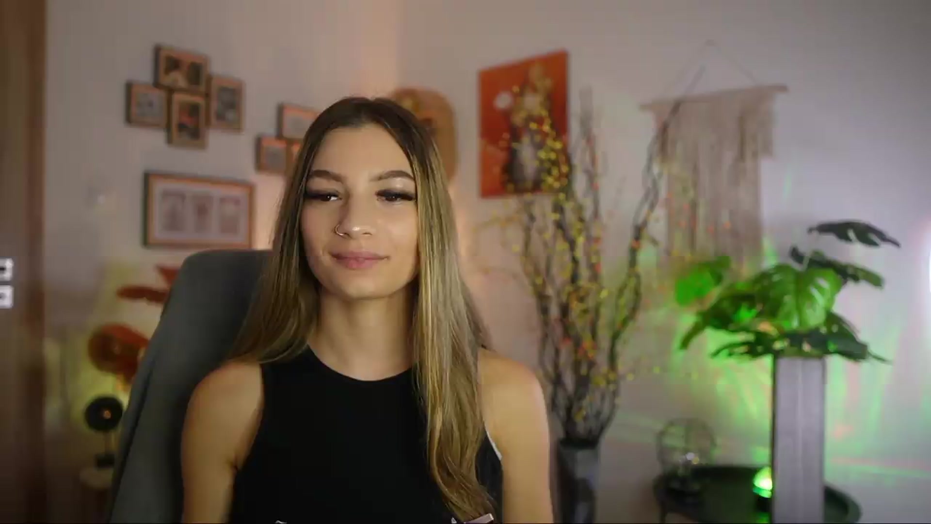 Gallery image thumbnail from Anna_Brie's myfreecams stream on, 09/27/2026, 14:19 image 3 of 20