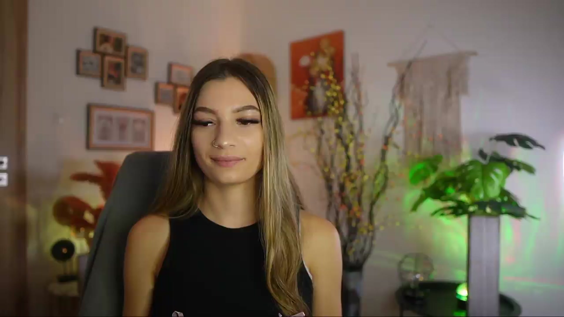 Gallery image thumbnail from Anna_Brie's myfreecams stream on, 09/27/2026, 14:19 image 6 of 20