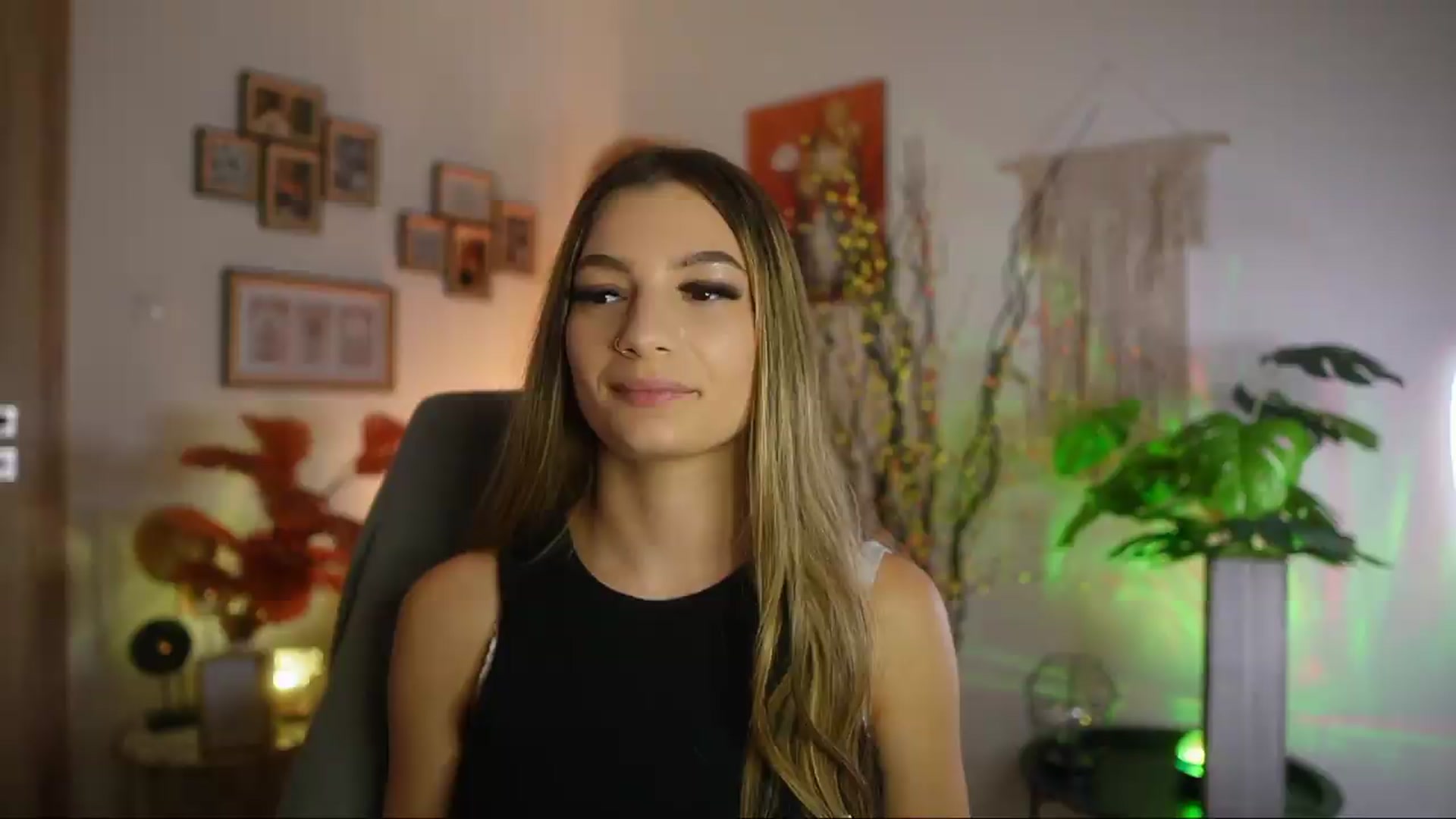 Gallery image thumbnail from Anna_Brie's myfreecams stream on, 09/27/2026, 15:34 image 6 of 20