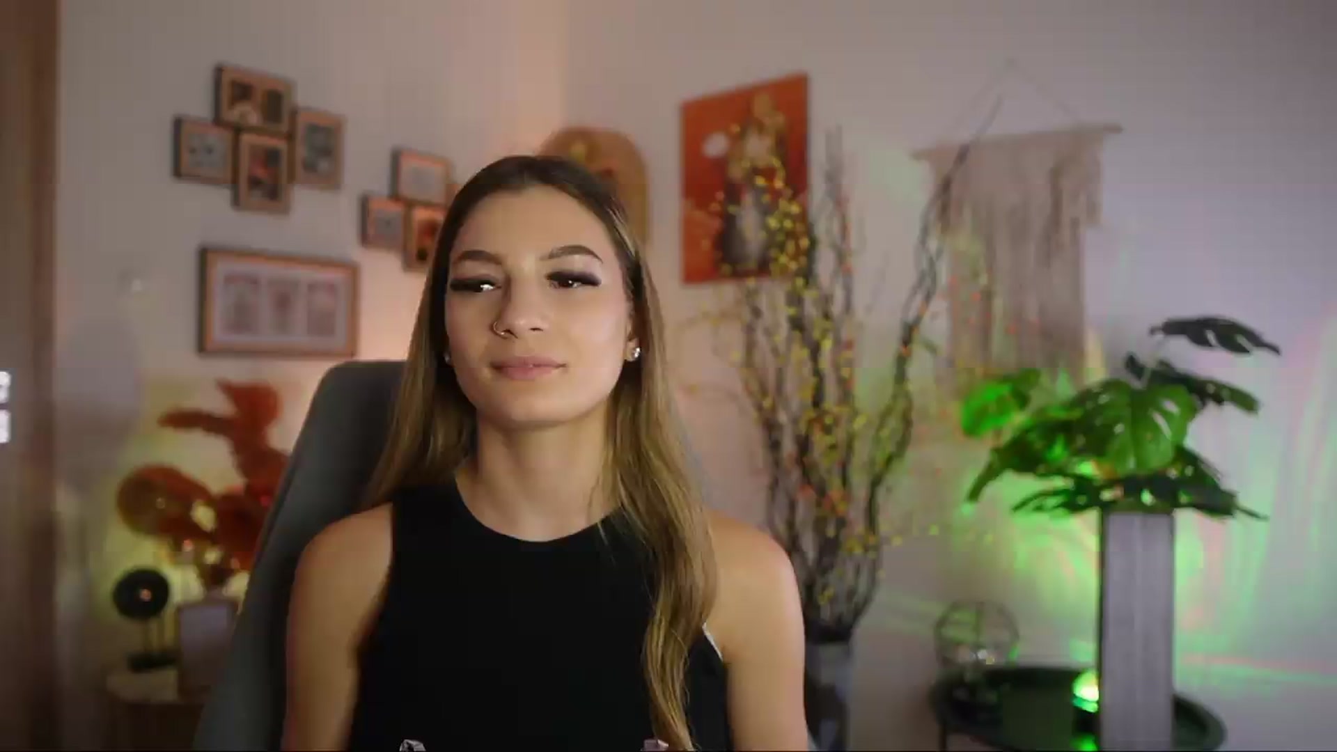 Gallery image thumbnail from Anna_Brie's myfreecams stream on, 09/27/2026, 17:41 image 3 of 20