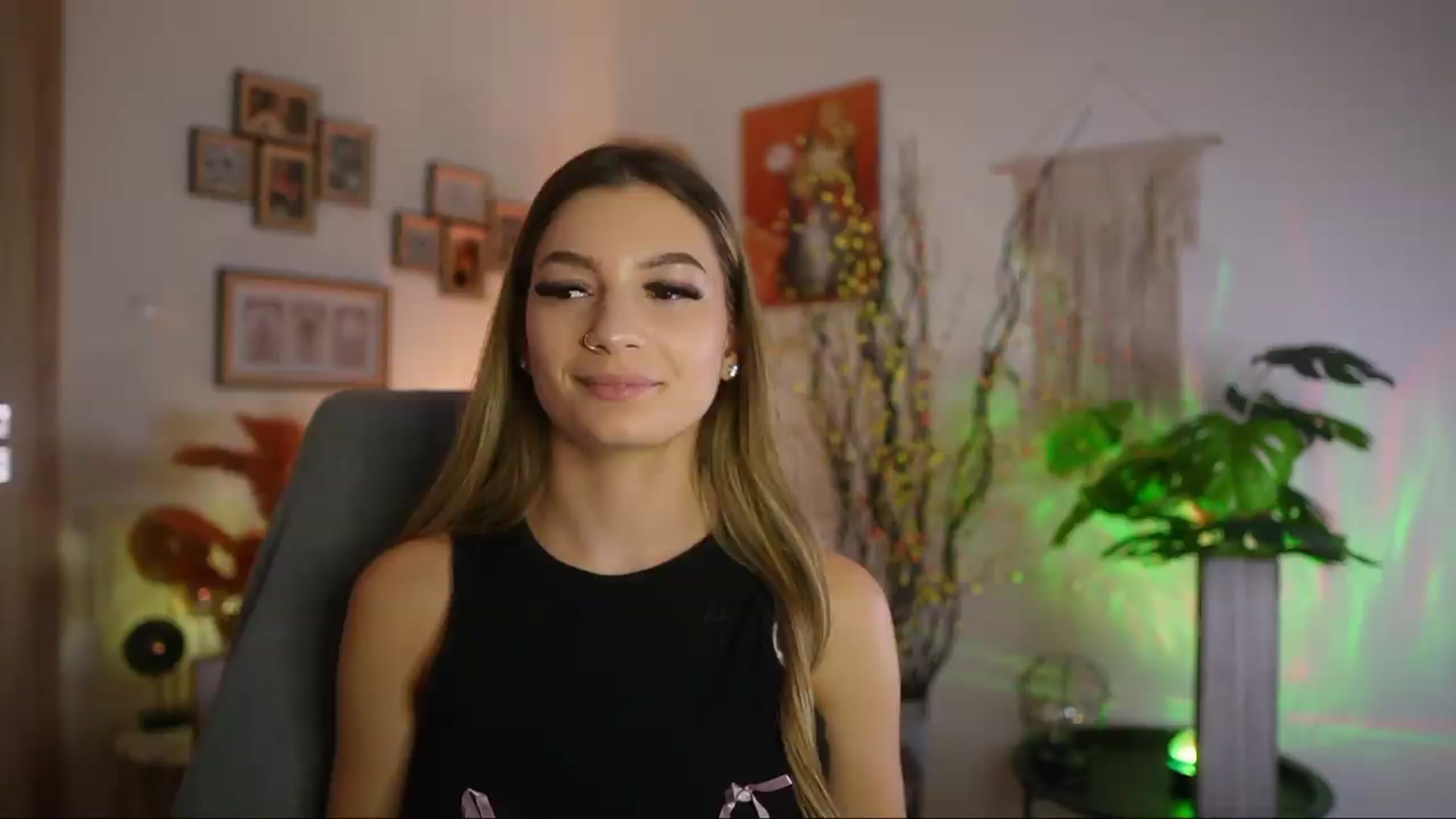 Gallery image thumbnail from Anna_Brie's myfreecams stream on, 09/27/2026, 17:41 image 12 of 20