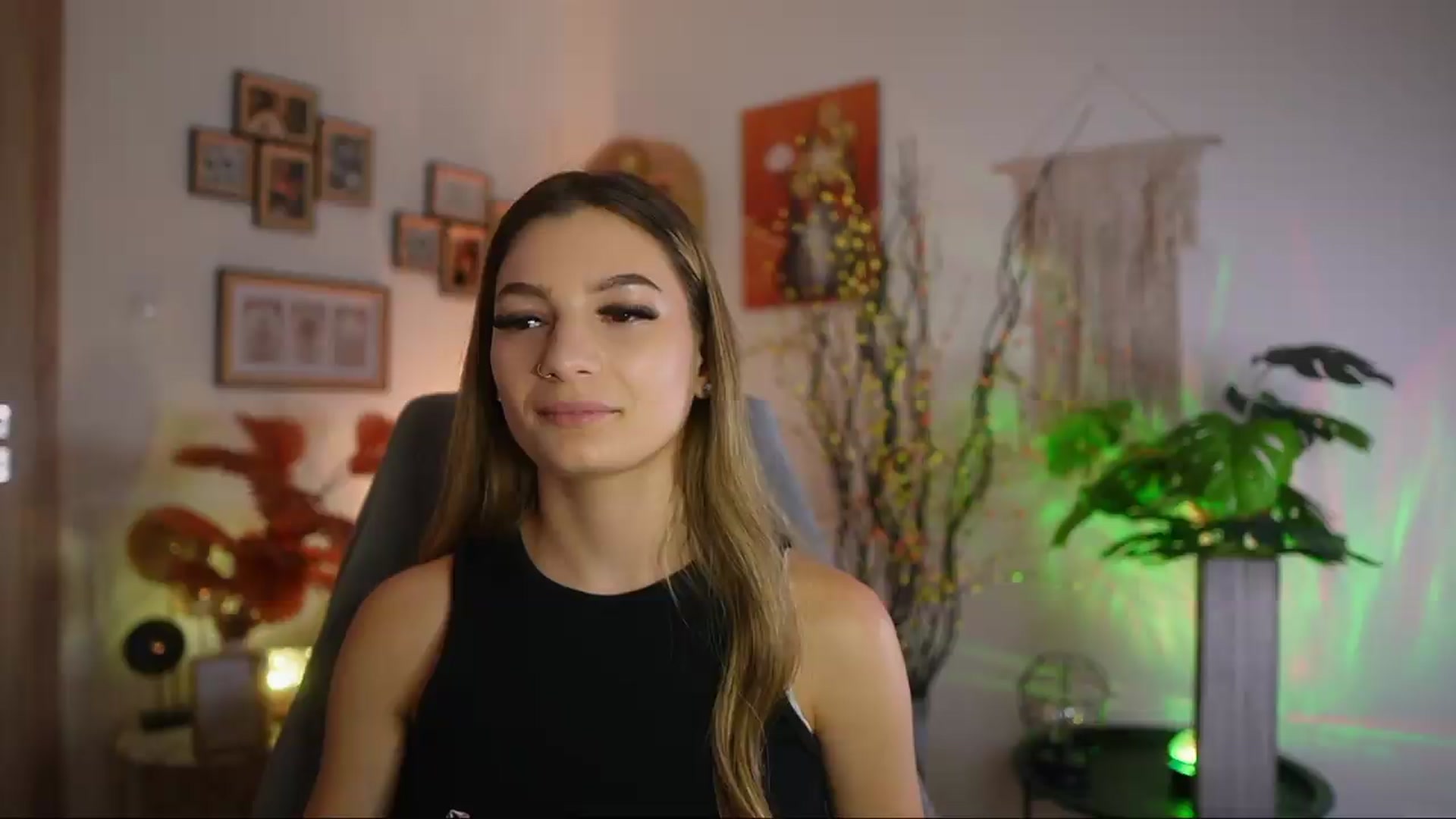 Gallery image thumbnail from Anna_Brie's myfreecams stream on, 09/27/2026, 17:41 image 7 of 20
