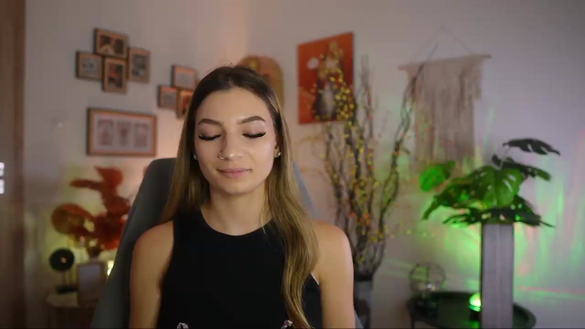 Gallery image thumbnail from Anna_Brie's myfreecams stream on, 09/27/2026, 17:41 image 4 of 20