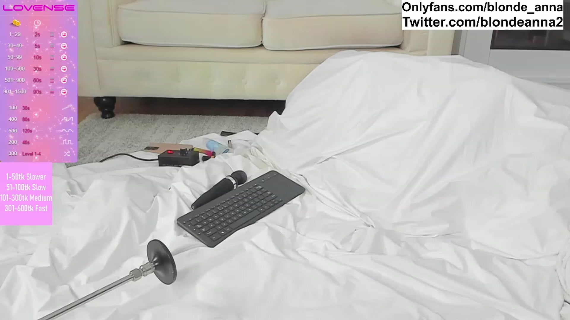 Gallery image thumbnail from Anna_Brown's myfreecams stream on, 11/16/2022, 24:51 image 18 of 20