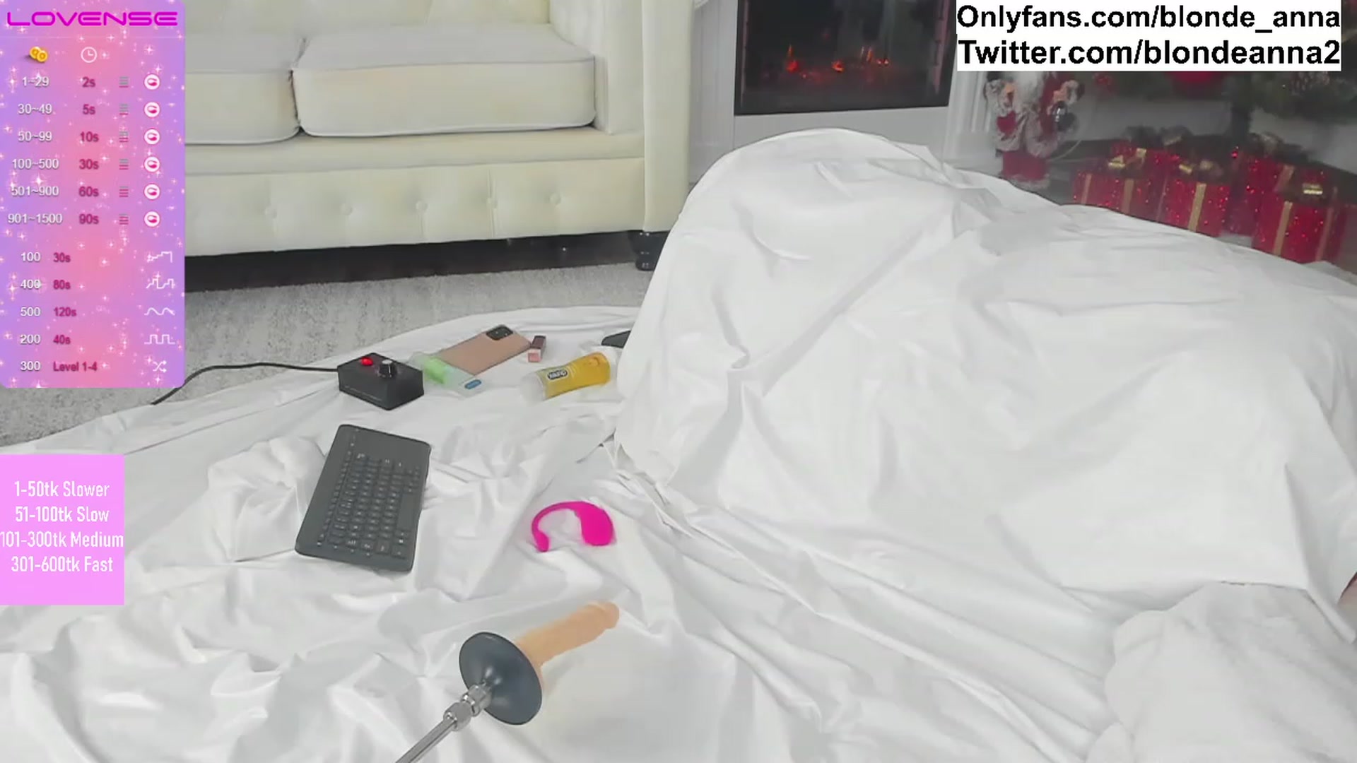 Gallery image thumbnail from Anna_Brown's myfreecams stream on, 11/26/2022, 24:06 image 16 of 20