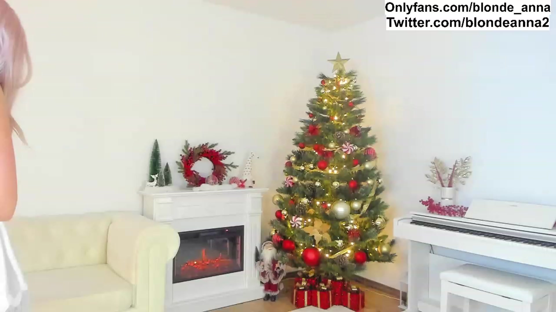 Gallery image thumbnail from Anna_Brown's myfreecams stream on, 12/08/2022, 02:09 image 3 of 20