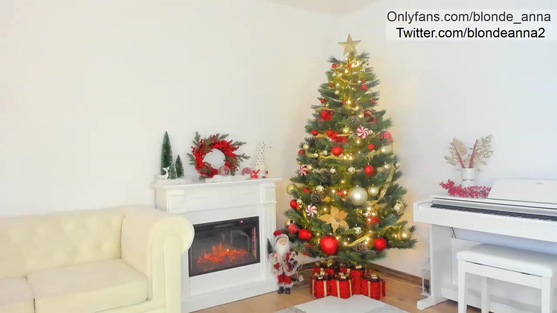 Gallery image thumbnail from Anna_Brown's myfreecams stream on, 12/20/2022, 21:54 image 10 of 20