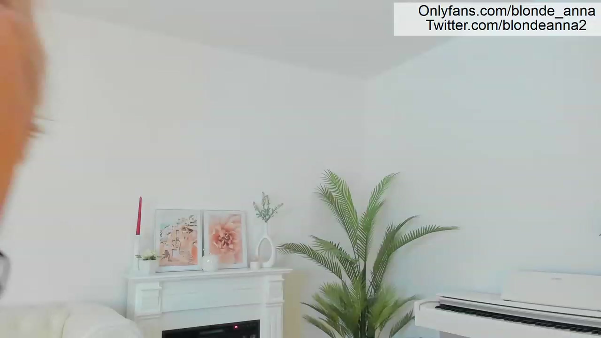 Gallery image thumbnail from Anna_Brown's myfreecams stream on, 01/08/2023, 23:40 image 4 of 20