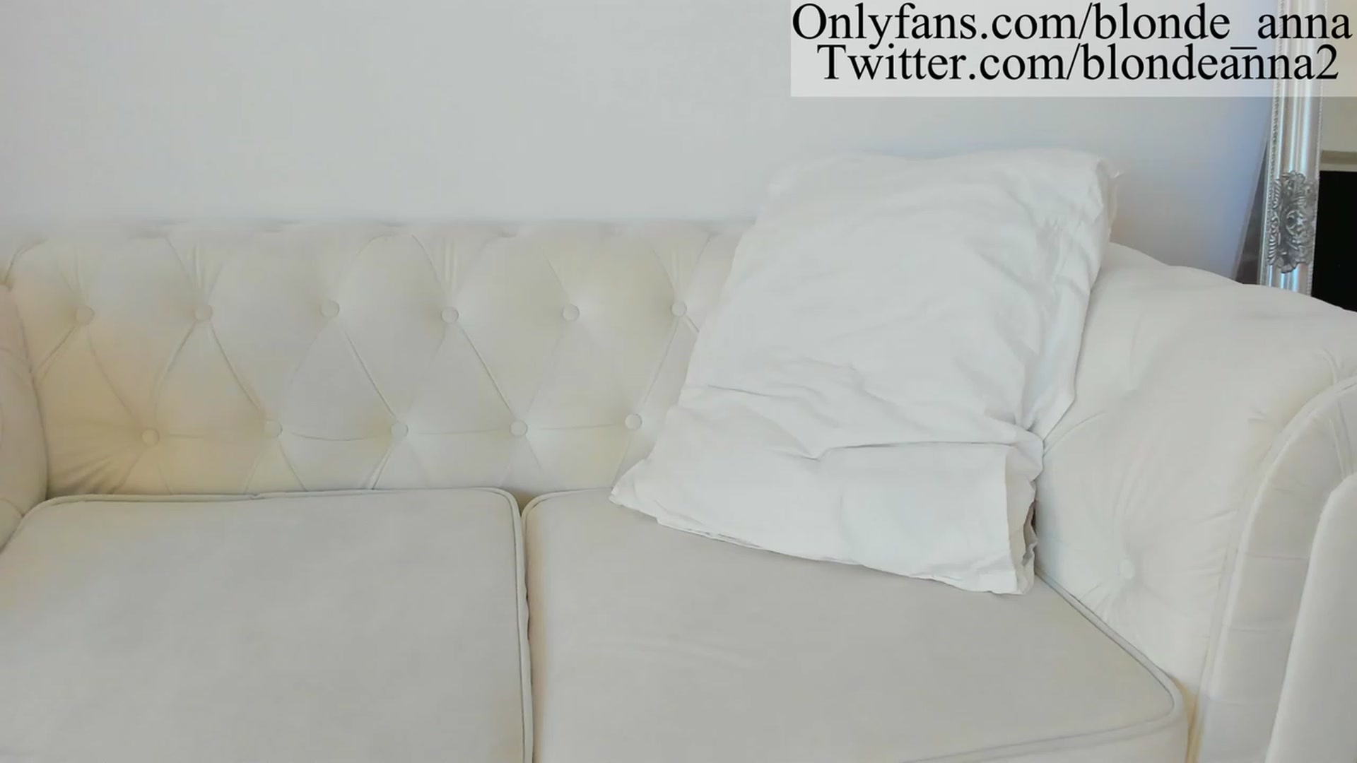 Gallery image thumbnail from Anna_Brown's myfreecams stream on, 03/05/2023, 20:03 image 1 of 20