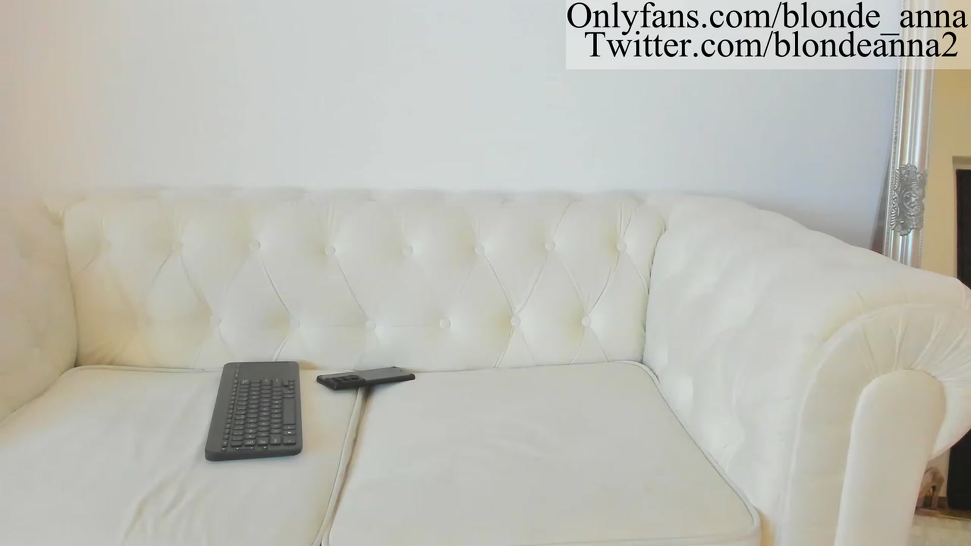 Gallery image thumbnail from Anna_Brown's myfreecams stream on, 03/18/2023, 23:28 image 3 of 20