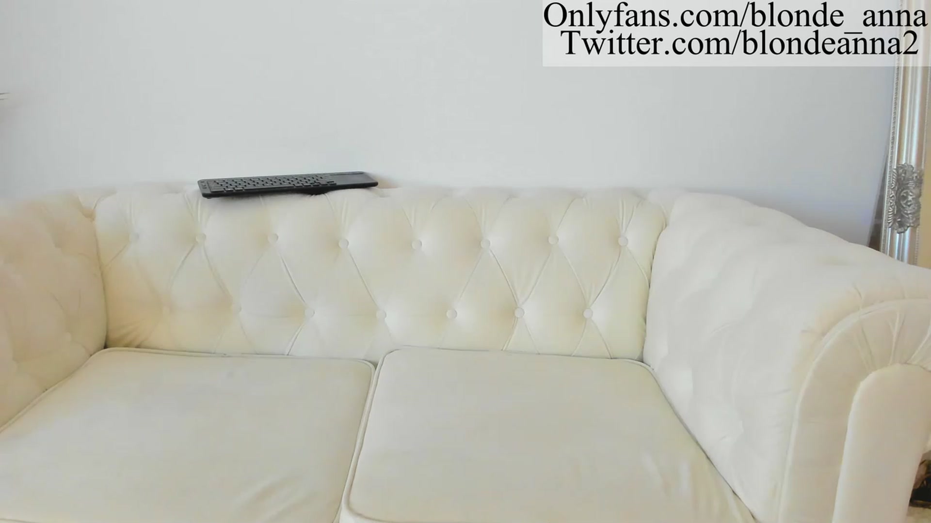 Gallery image thumbnail from Anna_Brown's myfreecams stream on, 03/18/2023, 23:28 image 15 of 20