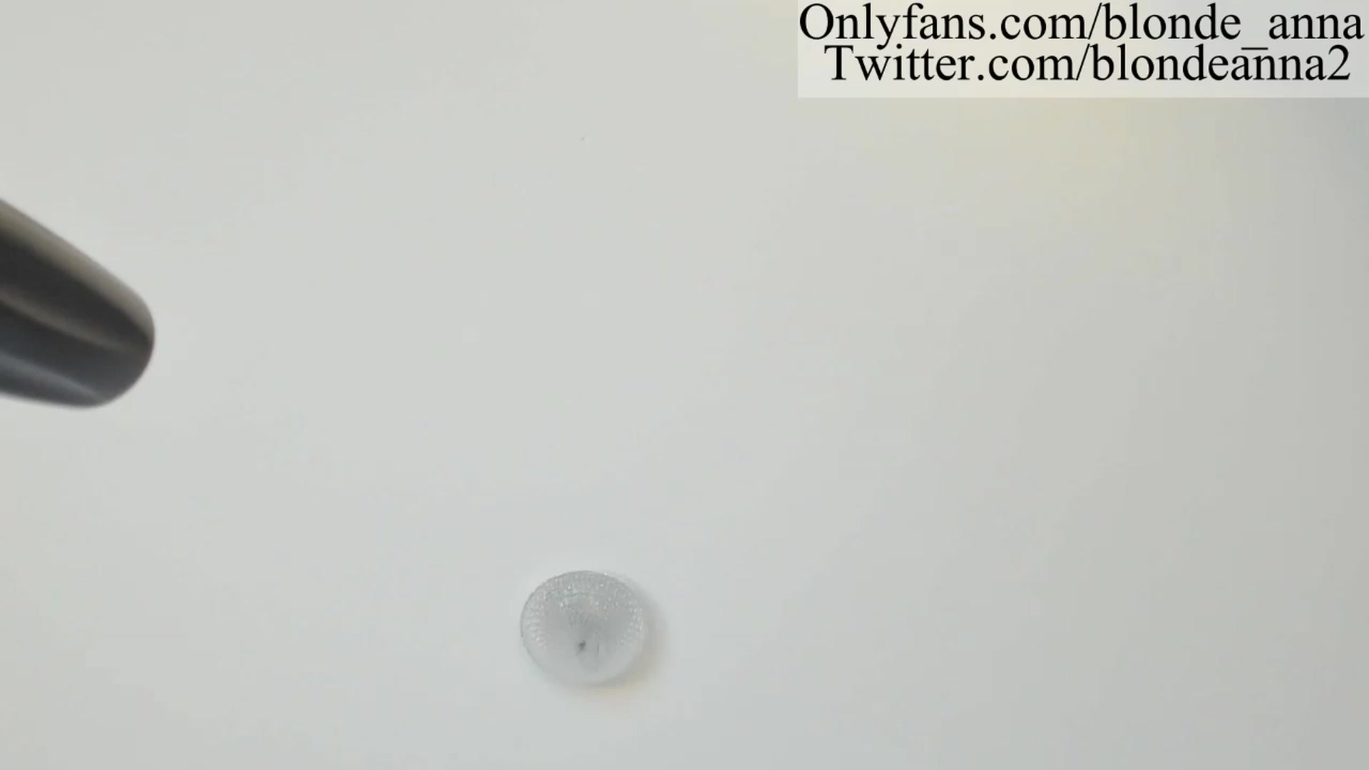 Gallery image thumbnail from Anna_Brown's myfreecams stream on, 05/15/2023, 01:58 image 12 of 20