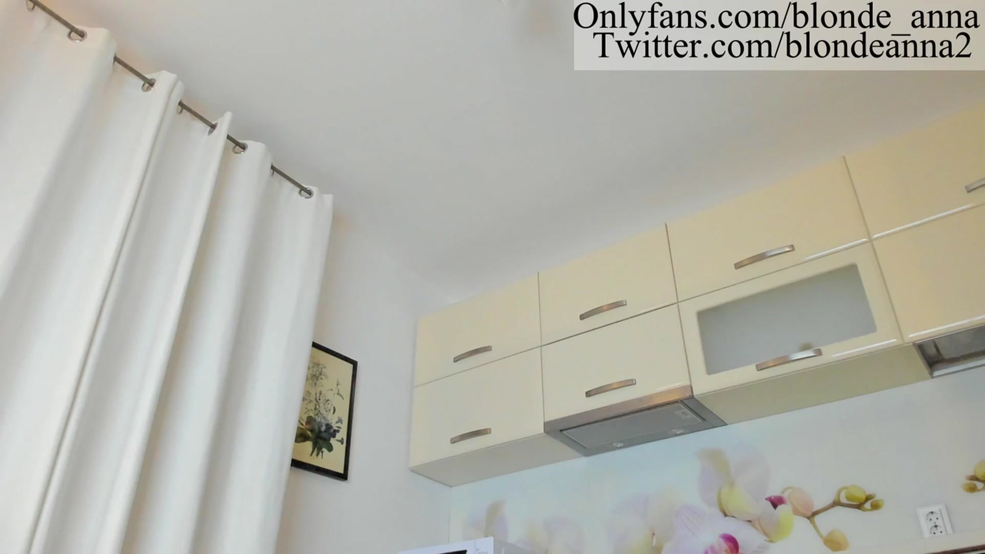 Gallery image thumbnail from Anna_Brown's myfreecams stream on, 07/18/2023, 19:19 image 5 of 20