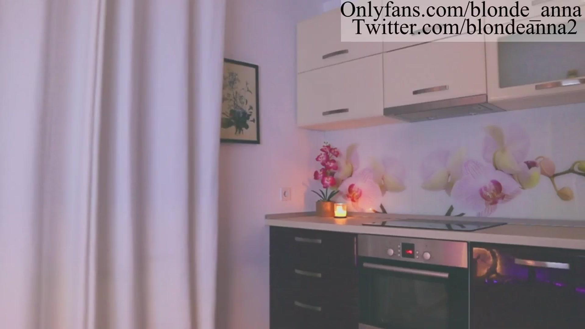 Gallery image thumbnail from Anna_Brown's myfreecams stream on, 08/18/2023, 19:56 image 20 of 20