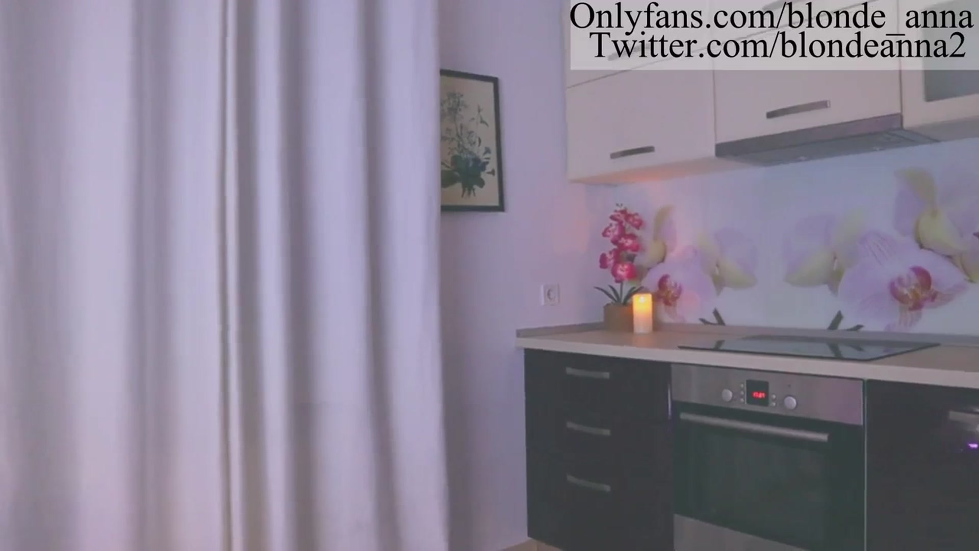 Gallery image thumbnail from Anna_Brown's myfreecams stream on, 08/26/2023, 23:46 image 5 of 20