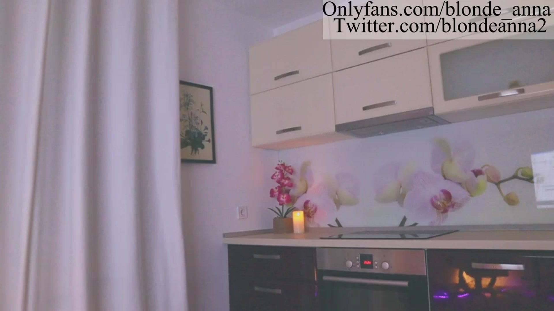 Gallery image thumbnail from Anna_Brown's myfreecams stream on, 09/04/2023, 20:13 image 12 of 20