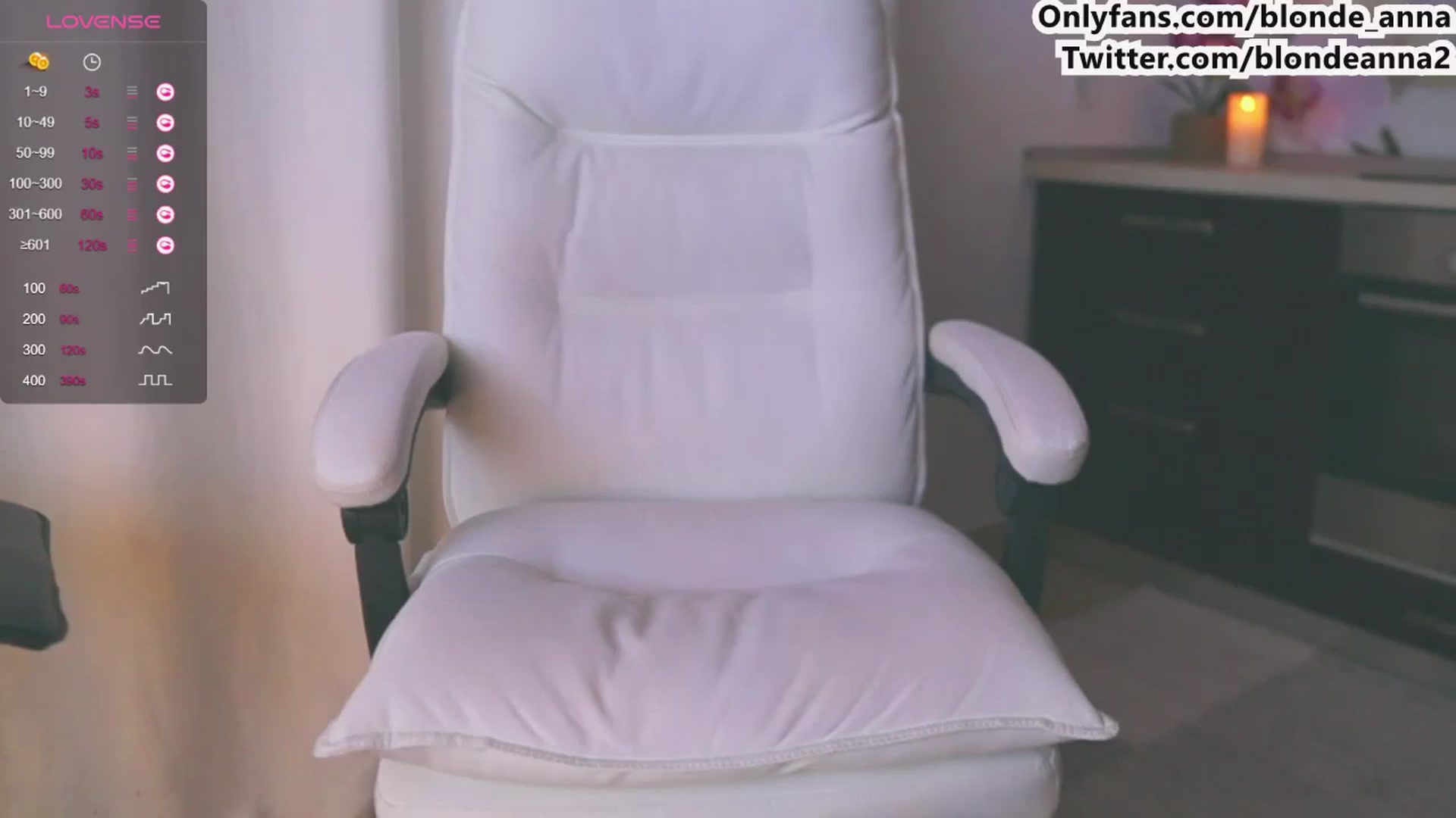 Gallery image thumbnail from Anna_Brown's myfreecams stream on, 09/09/2023, 15:14 image 2 of 20