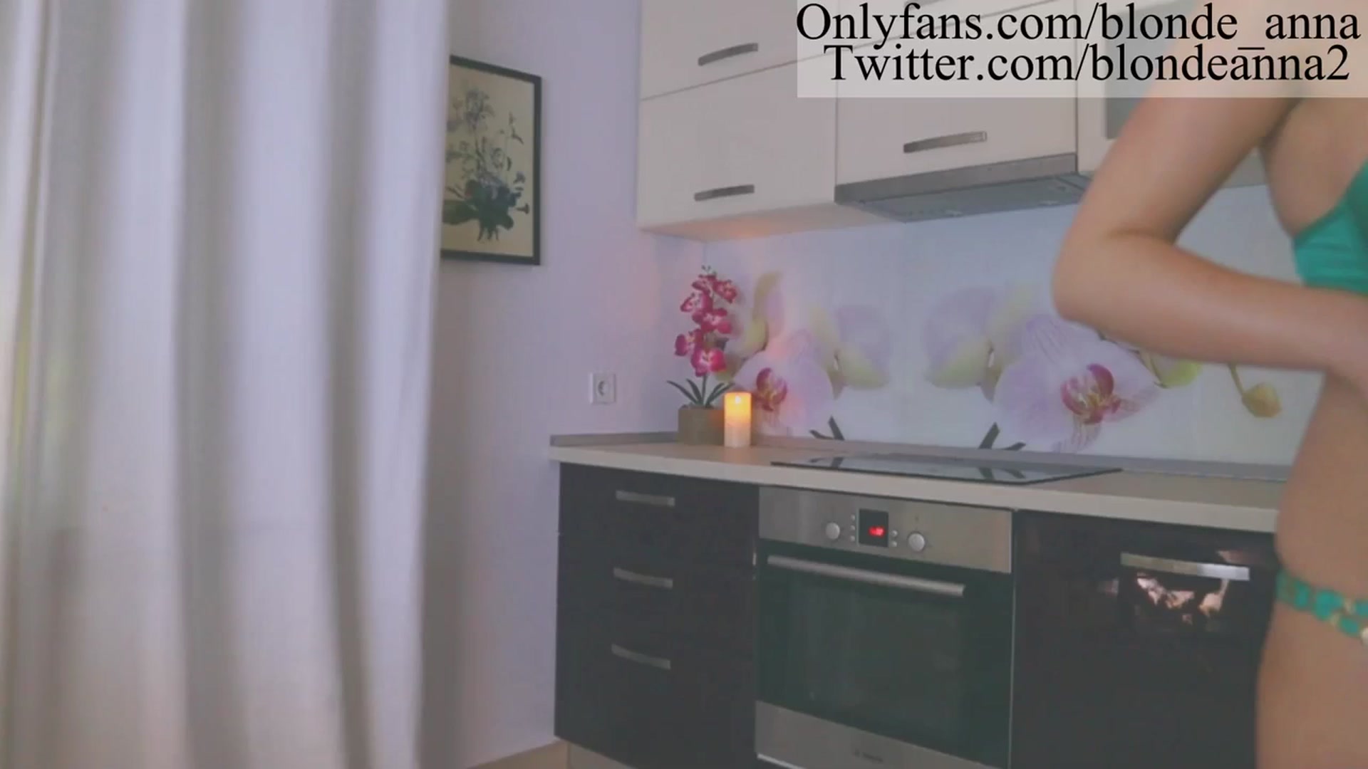 Gallery image thumbnail from Anna_Brown's myfreecams stream on, 09/10/2023, 09:31 image 3 of 20