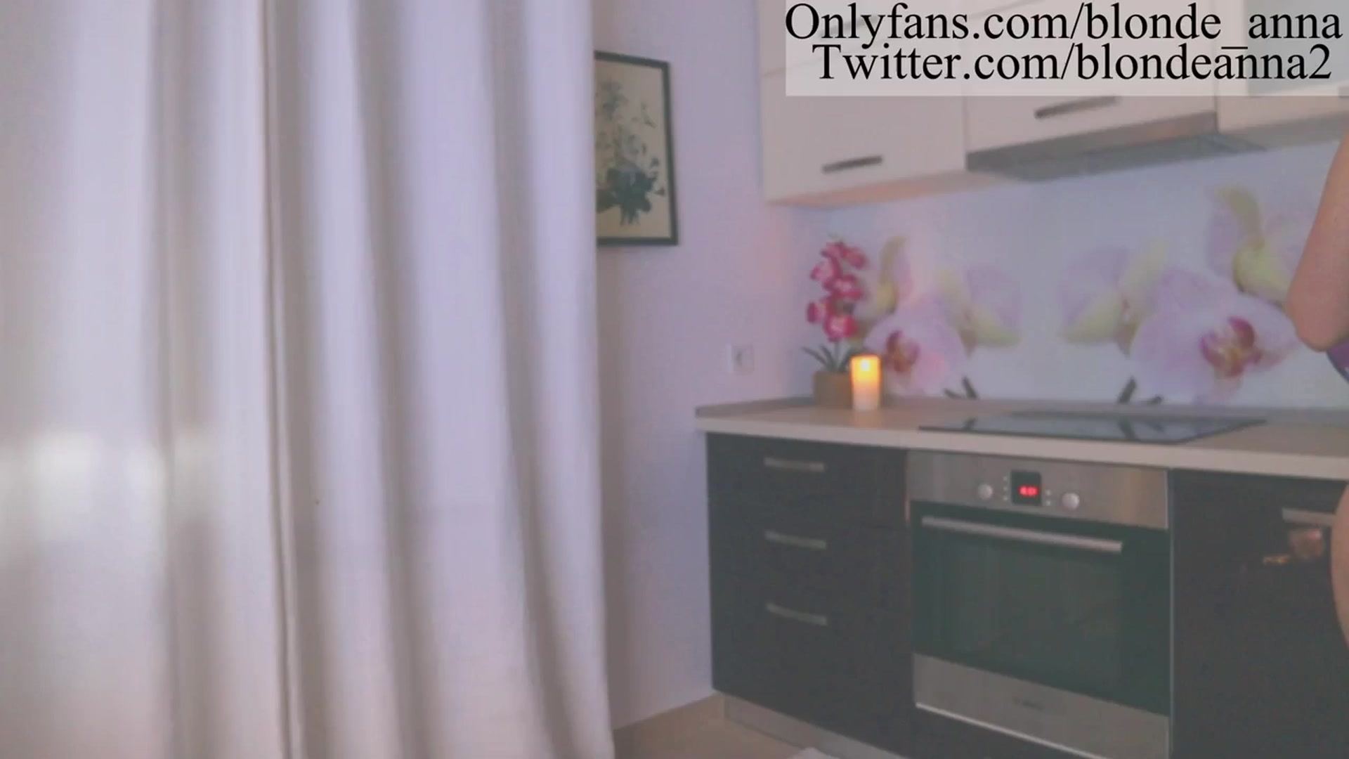 Gallery image thumbnail from Anna_Brown's myfreecams stream on, 09/15/2023, 11:18 image 20 of 20