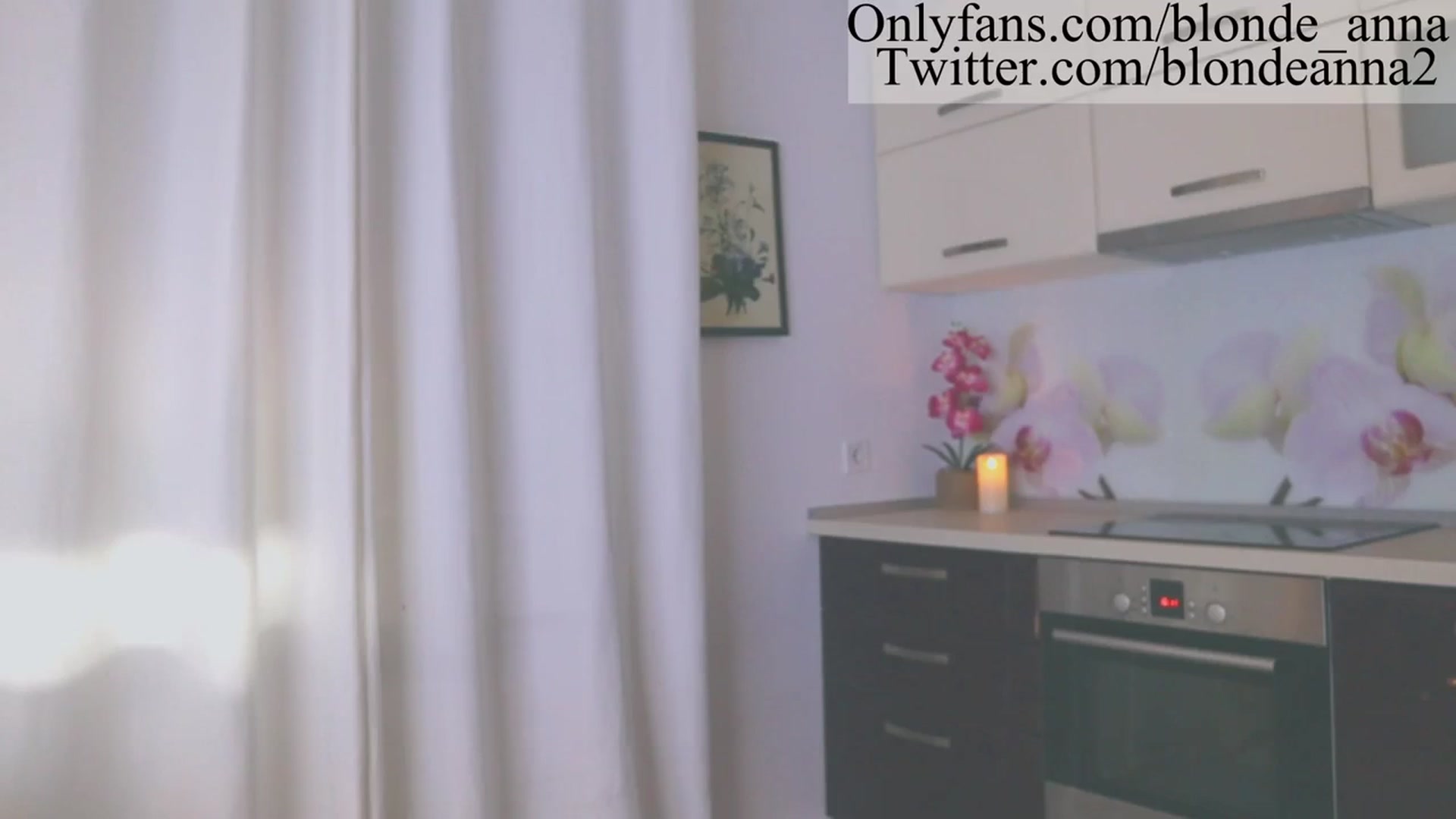 Gallery image thumbnail from Anna_Brown's myfreecams stream on, 09/15/2023, 11:42 image 8 of 20