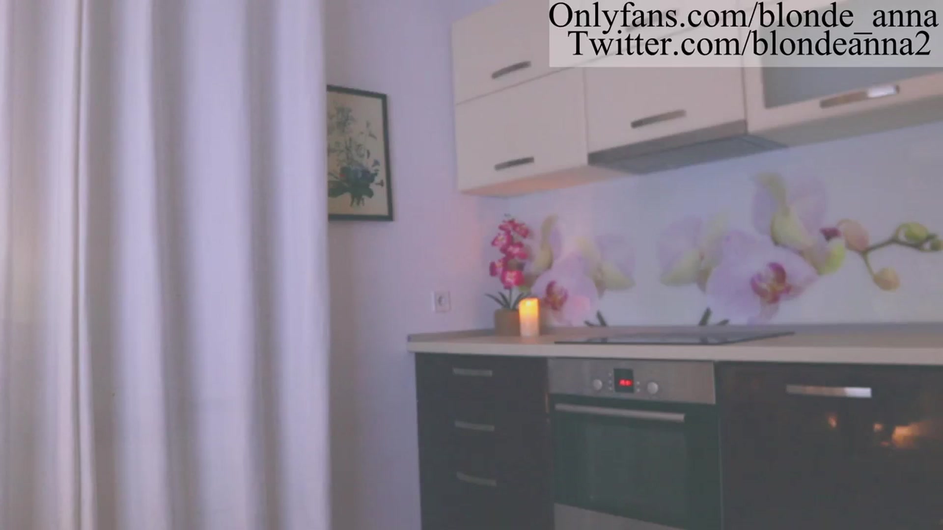 Gallery image thumbnail from Anna_Brown's myfreecams stream on, 09/16/2023, 12:59 image 10 of 20
