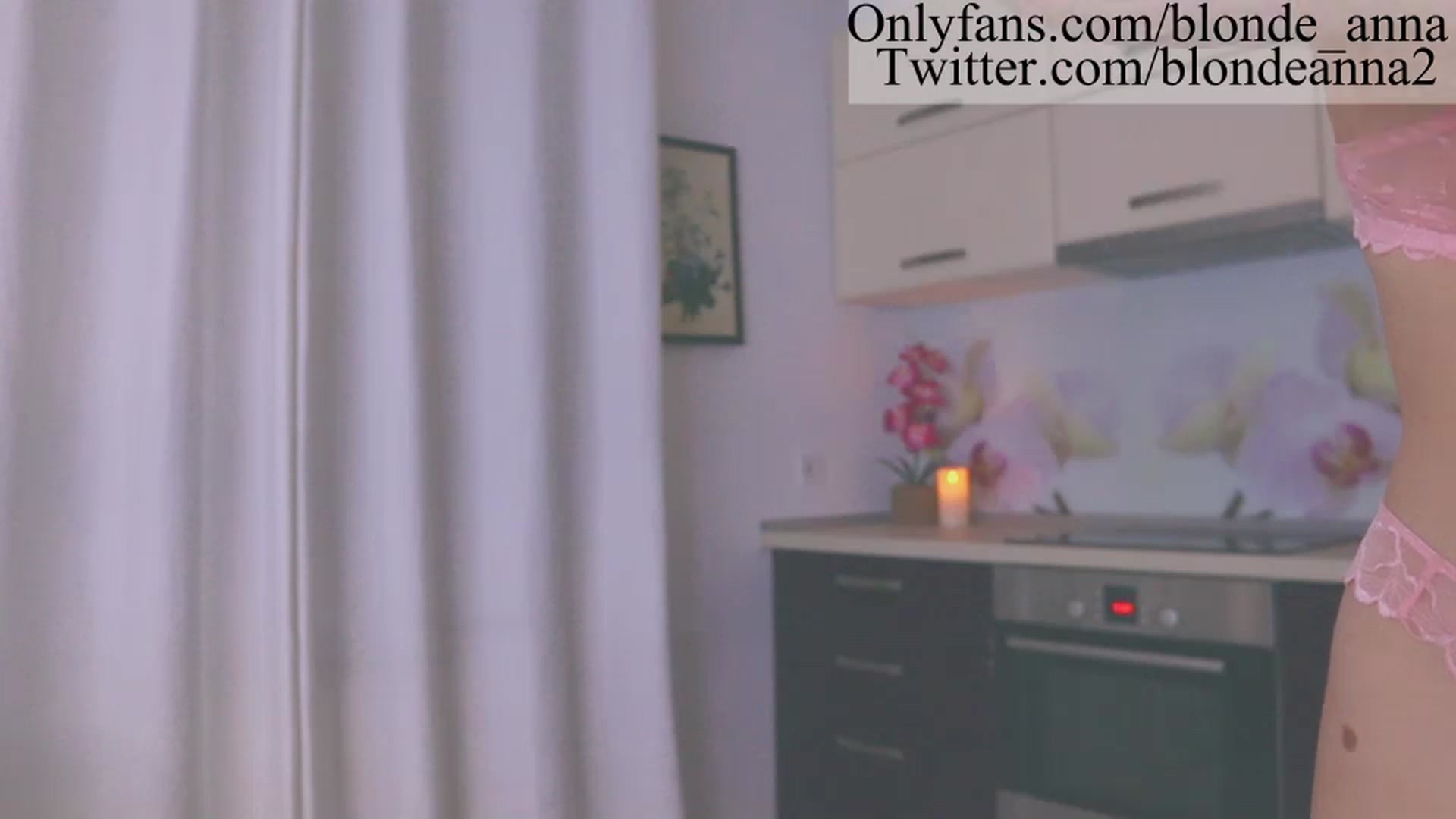 Gallery image thumbnail from Anna_Brown's myfreecams stream on, 09/17/2023, 14:06 image 9 of 20