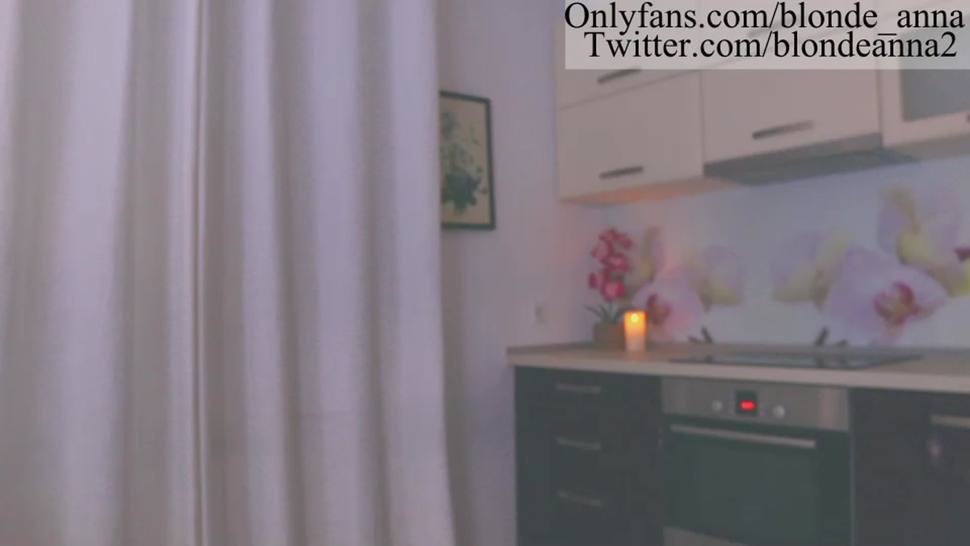 Gallery image thumbnail from Anna_Brown's myfreecams stream on, 09/17/2023, 14:06 image 7 of 20