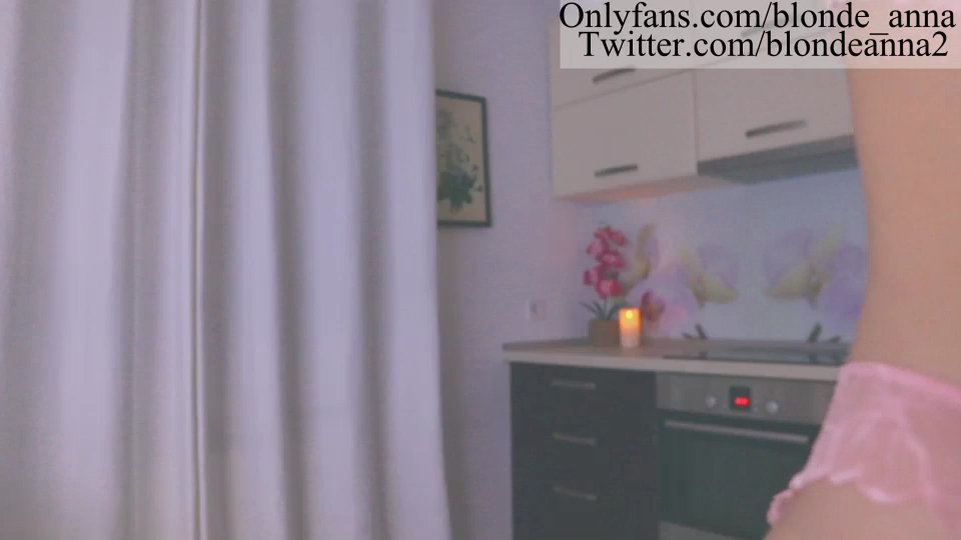 Gallery image thumbnail from Anna_Brown's myfreecams stream on, 09/17/2023, 14:06 image 12 of 20
