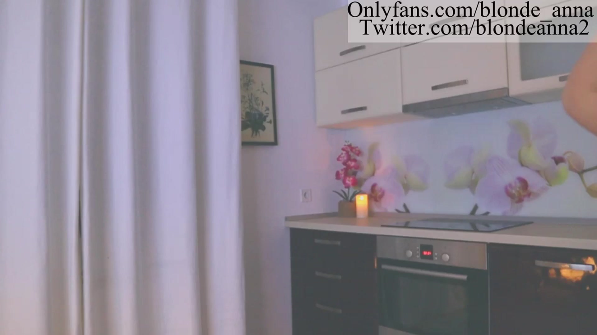 Gallery image thumbnail from Anna_Brown's myfreecams stream on, 09/20/2023, 18:22 image 5 of 20