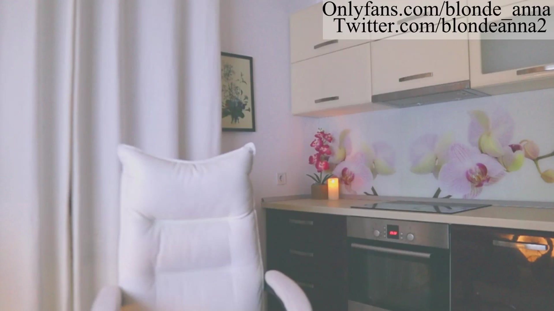 Gallery image thumbnail from Anna_Brown's myfreecams stream on, 09/20/2023, 18:22 image 20 of 20