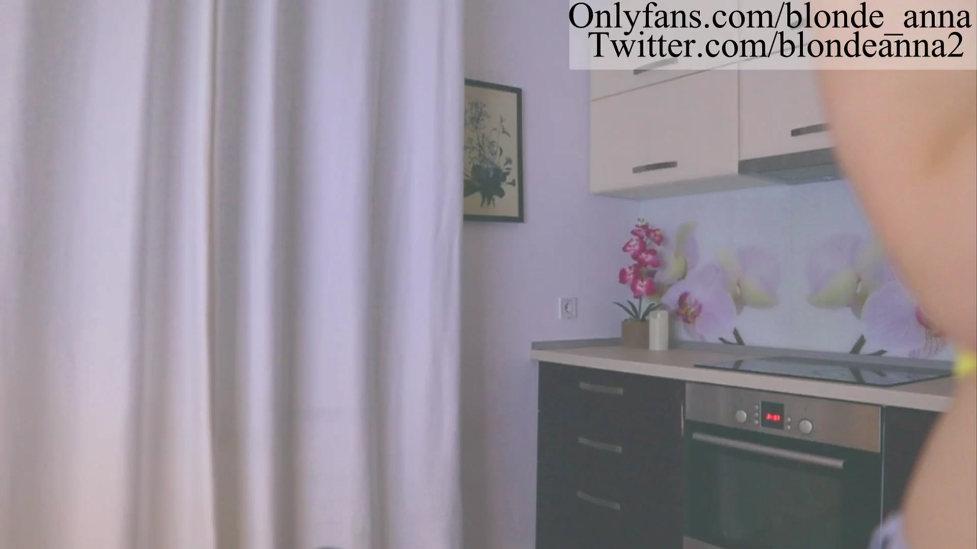 Gallery image thumbnail from Anna_Brown's myfreecams stream on, 09/23/2023, 16:20 image 11 of 20