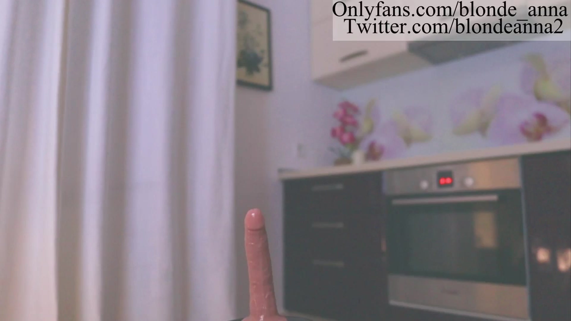 Gallery image thumbnail from Anna_Brown's myfreecams stream on, 09/23/2023, 16:34 image 17 of 20