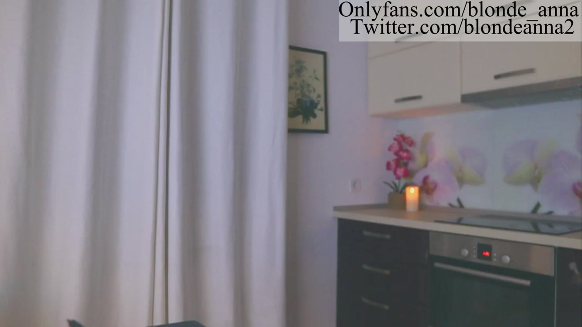 Gallery image thumbnail from Anna_Brown's myfreecams stream on, 09/30/2023, 24:15 image 10 of 20