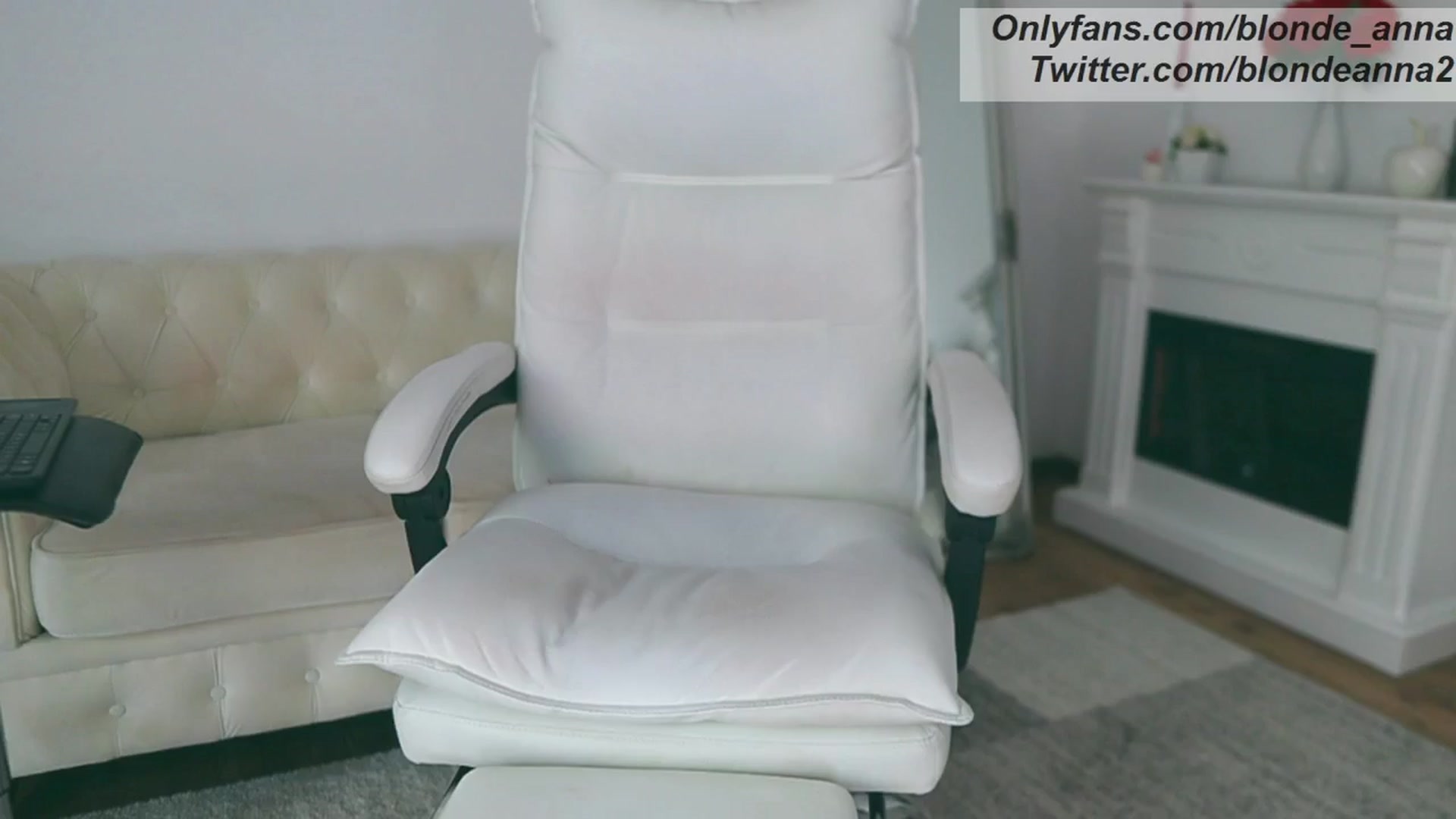 Gallery image thumbnail from Anna_Brown's myfreecams stream on, 05/13/2024, 11:30 image 6 of 20