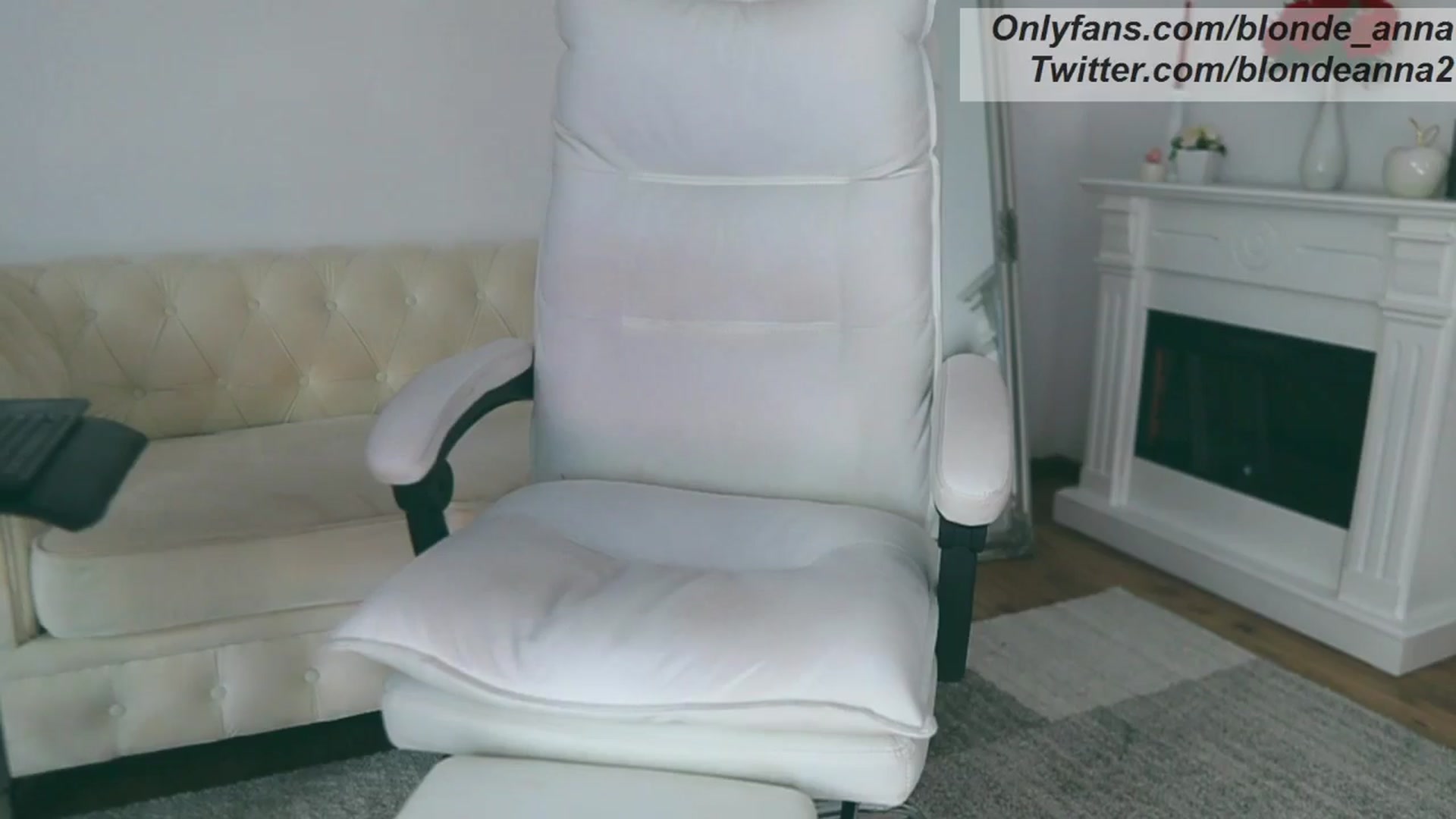Gallery image thumbnail from Anna_Brown's myfreecams stream on, 05/13/2024, 11:30 image 14 of 20