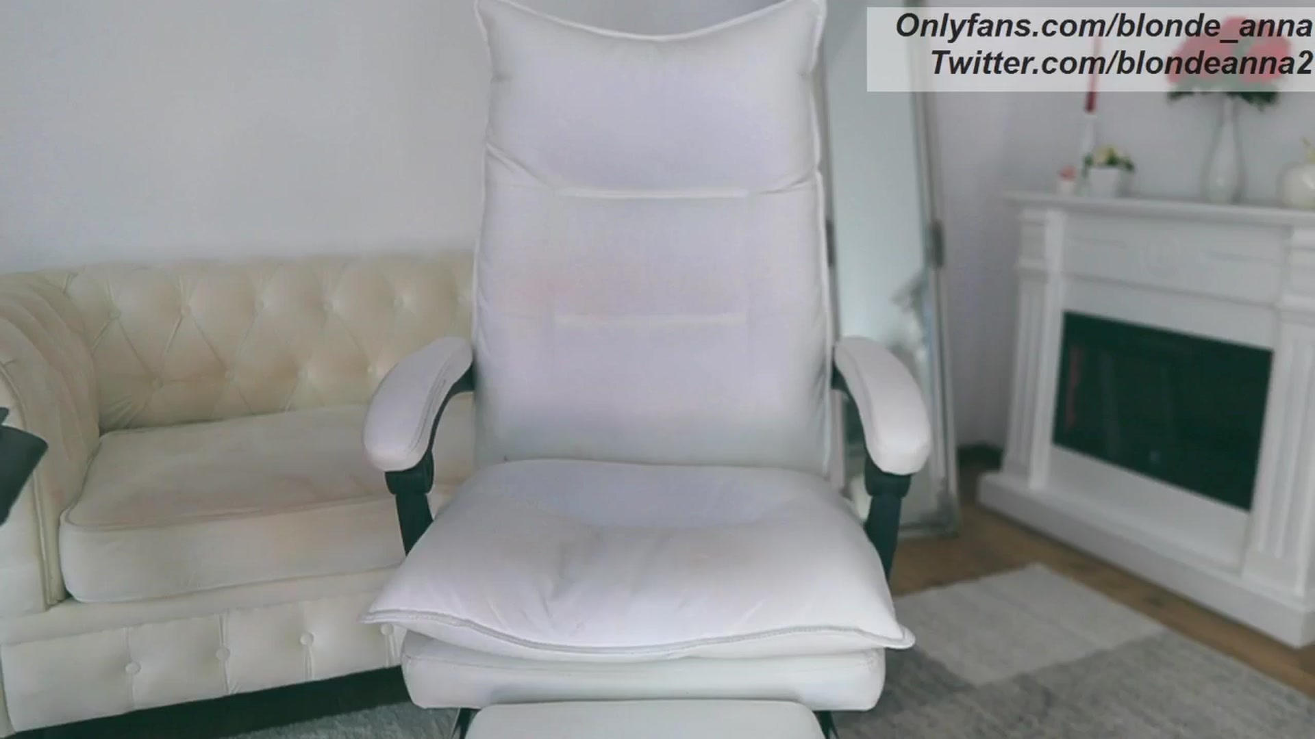 Gallery image thumbnail from Anna_Brown's myfreecams stream on, 05/13/2024, 12:36 image 1 of 20