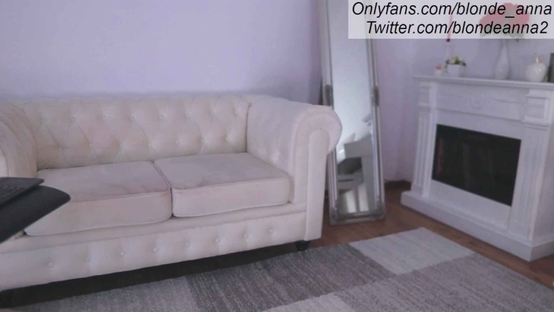 Gallery image thumbnail from Anna_Brown's myfreecams stream on, 06/17/2024, 12:17 image 13 of 20