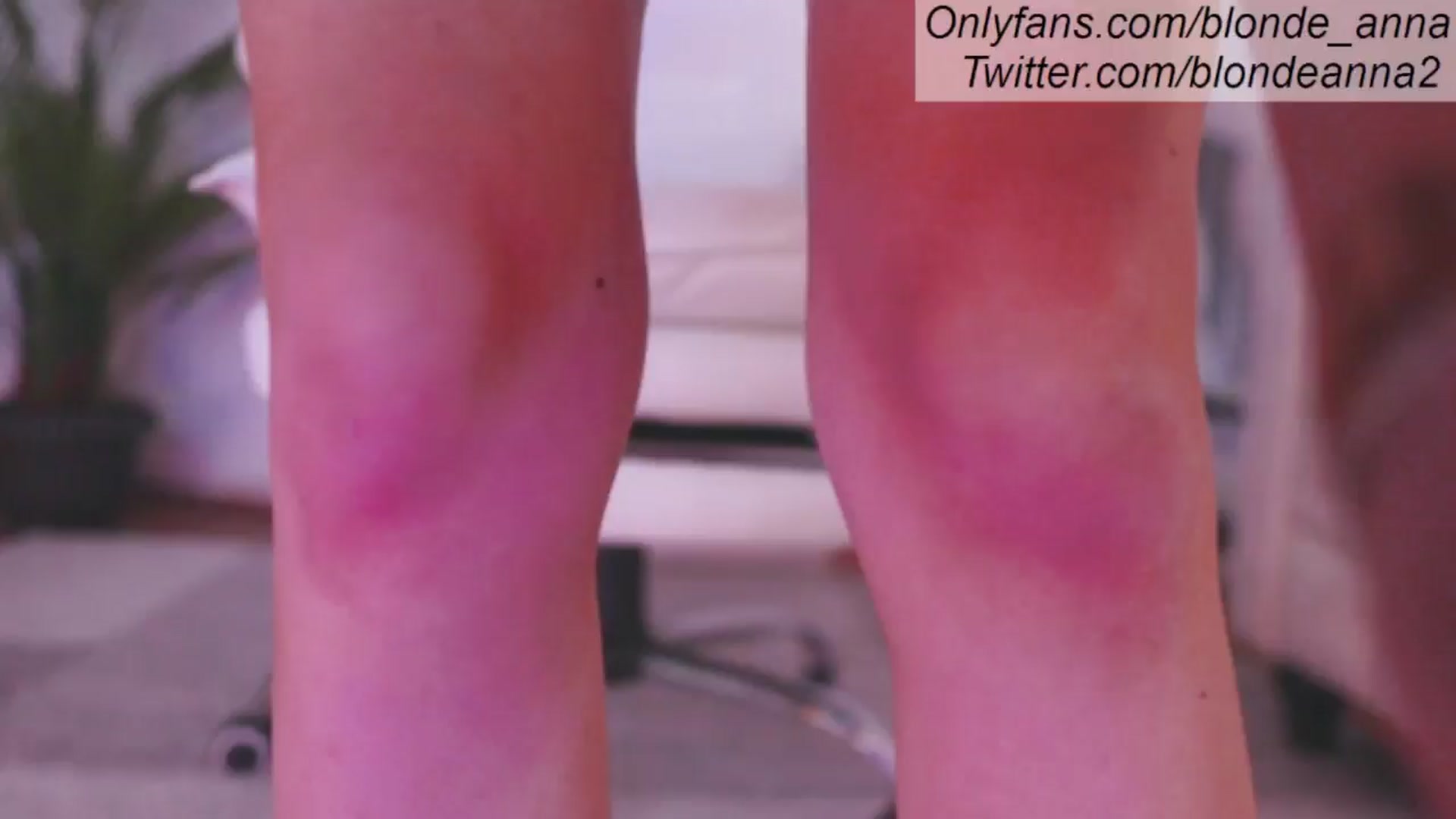 Gallery image thumbnail from Anna_Brown's myfreecams stream on, 09/08/2024, 12:03 image 12 of 20