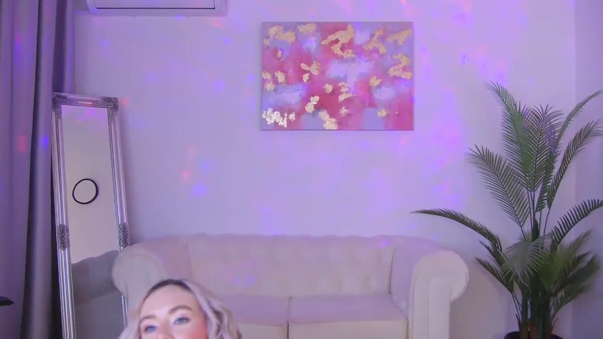 Gallery image thumbnail from Anna_Brown's myfreecams stream on, 03/03/2025, 07:19 image 7 of 20