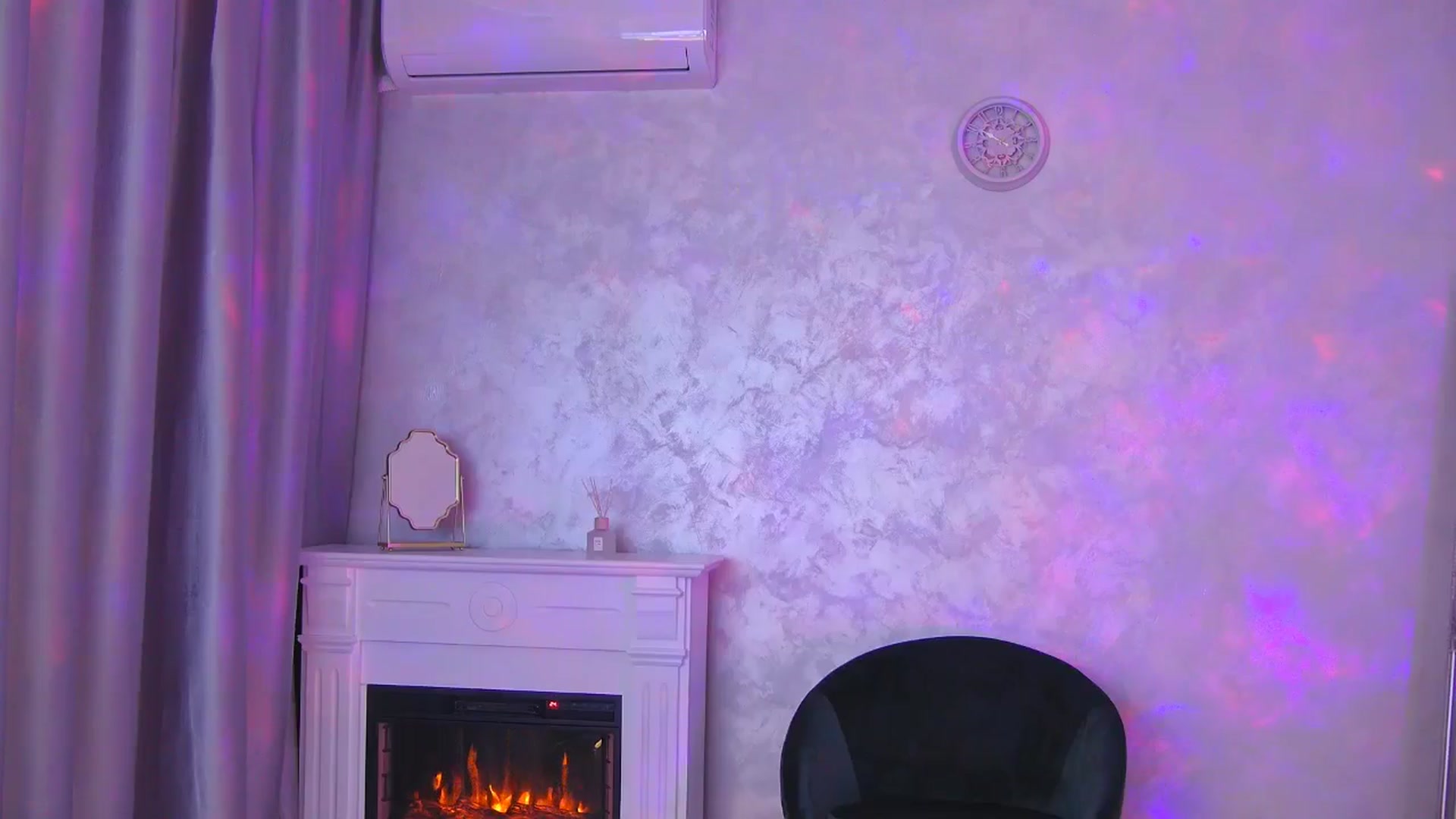 Gallery image thumbnail from Anna_Brown's myfreecams stream on, 03/21/2025, 15:03 image 3 of 20