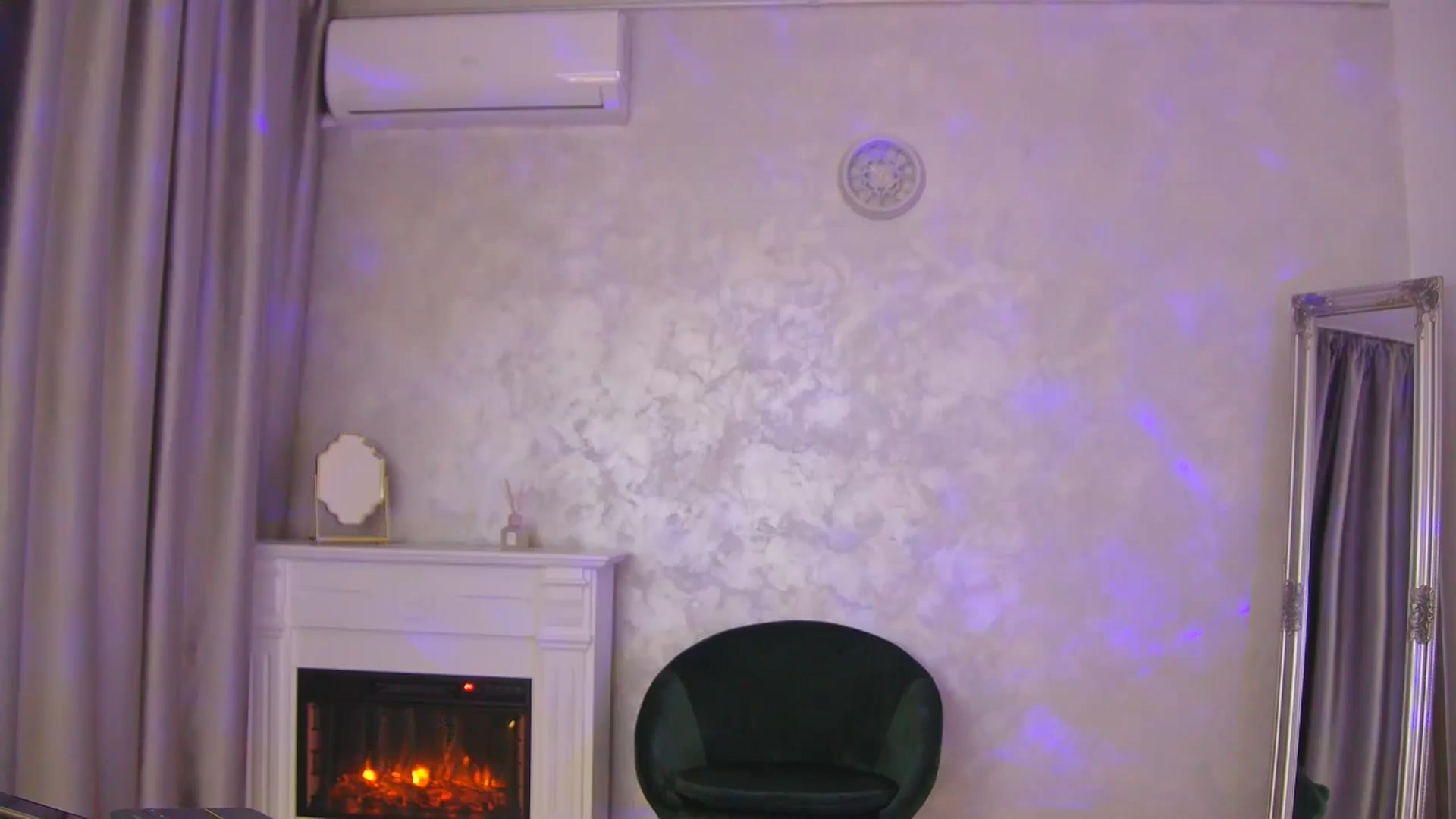 Gallery image thumbnail from Anna_Brown's myfreecams stream on, 03/28/2025, 22:05 image 5 of 20