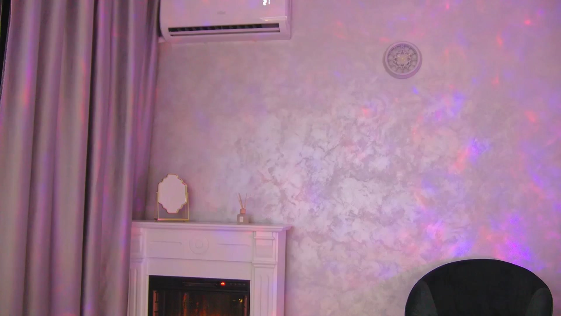 Gallery image thumbnail from Anna_Brown's myfreecams stream on, 03/29/2025, 22:43 image 13 of 20