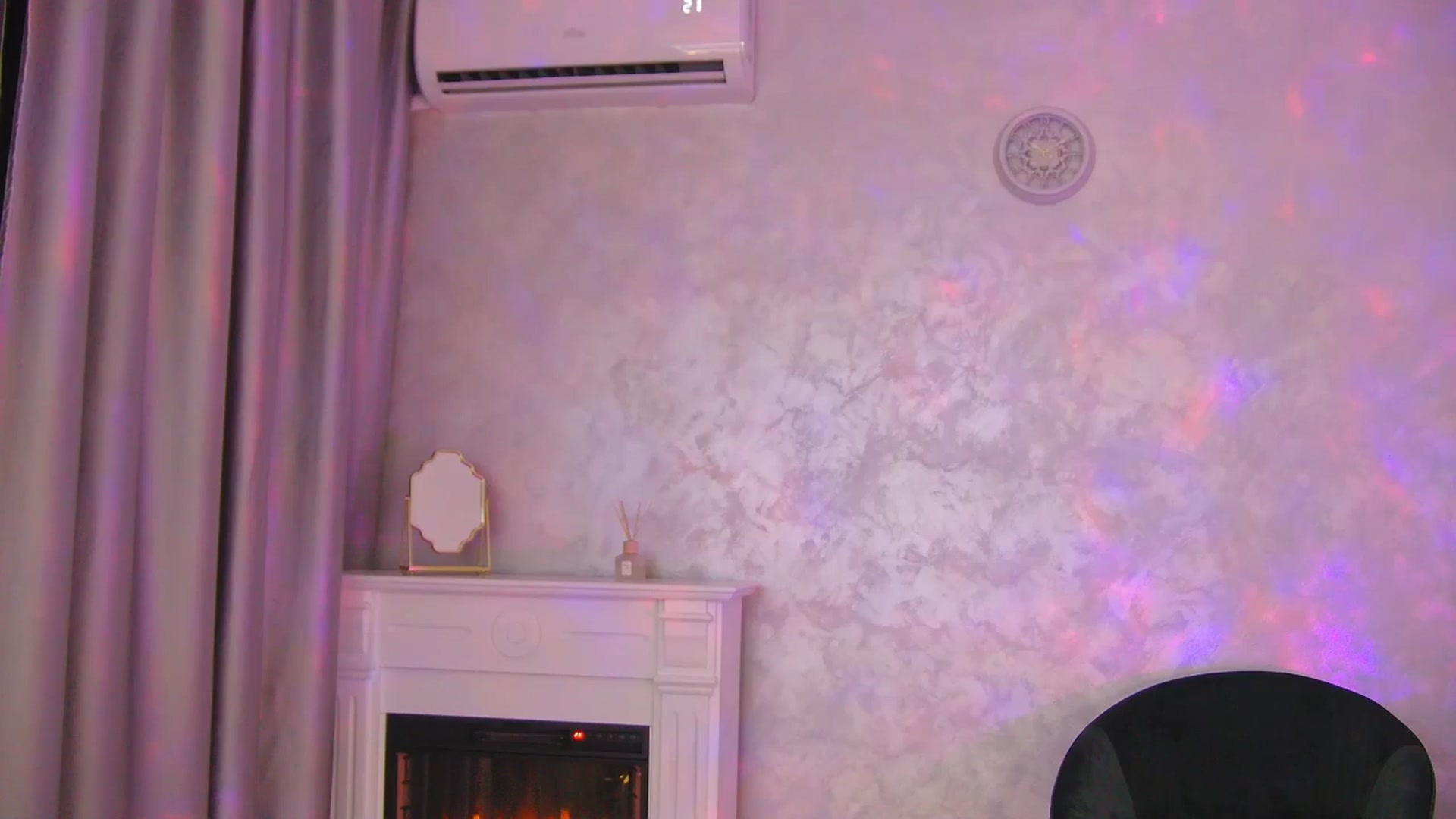 Gallery image thumbnail from Anna_Brown's myfreecams stream on, 03/29/2025, 22:43 image 12 of 20