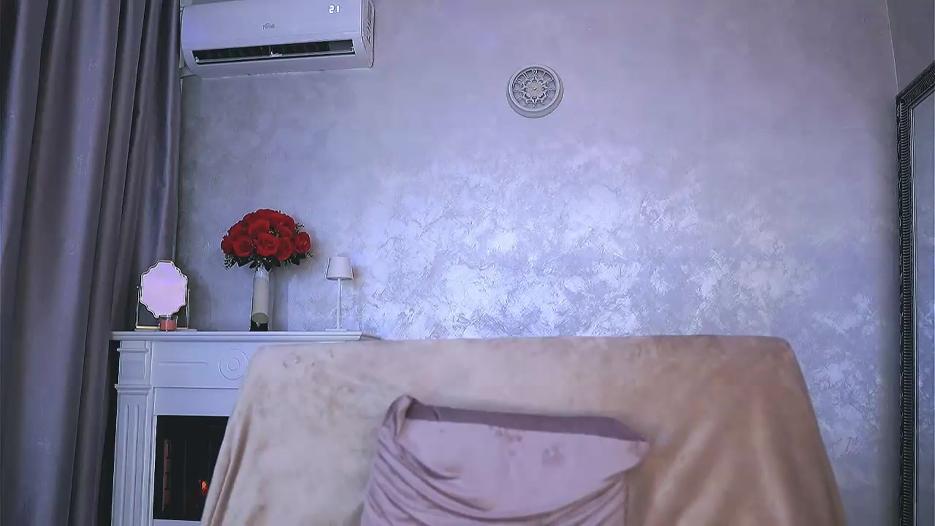 Gallery image thumbnail from Anna_Brown's myfreecams stream on, 08/10/2026, 15:31 image 2 of 20